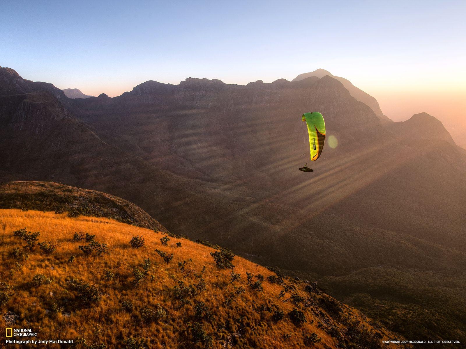 1600x1200 Paragliders Wallpaper, 35 High Quality Paragliders Wallpaper, Desktop