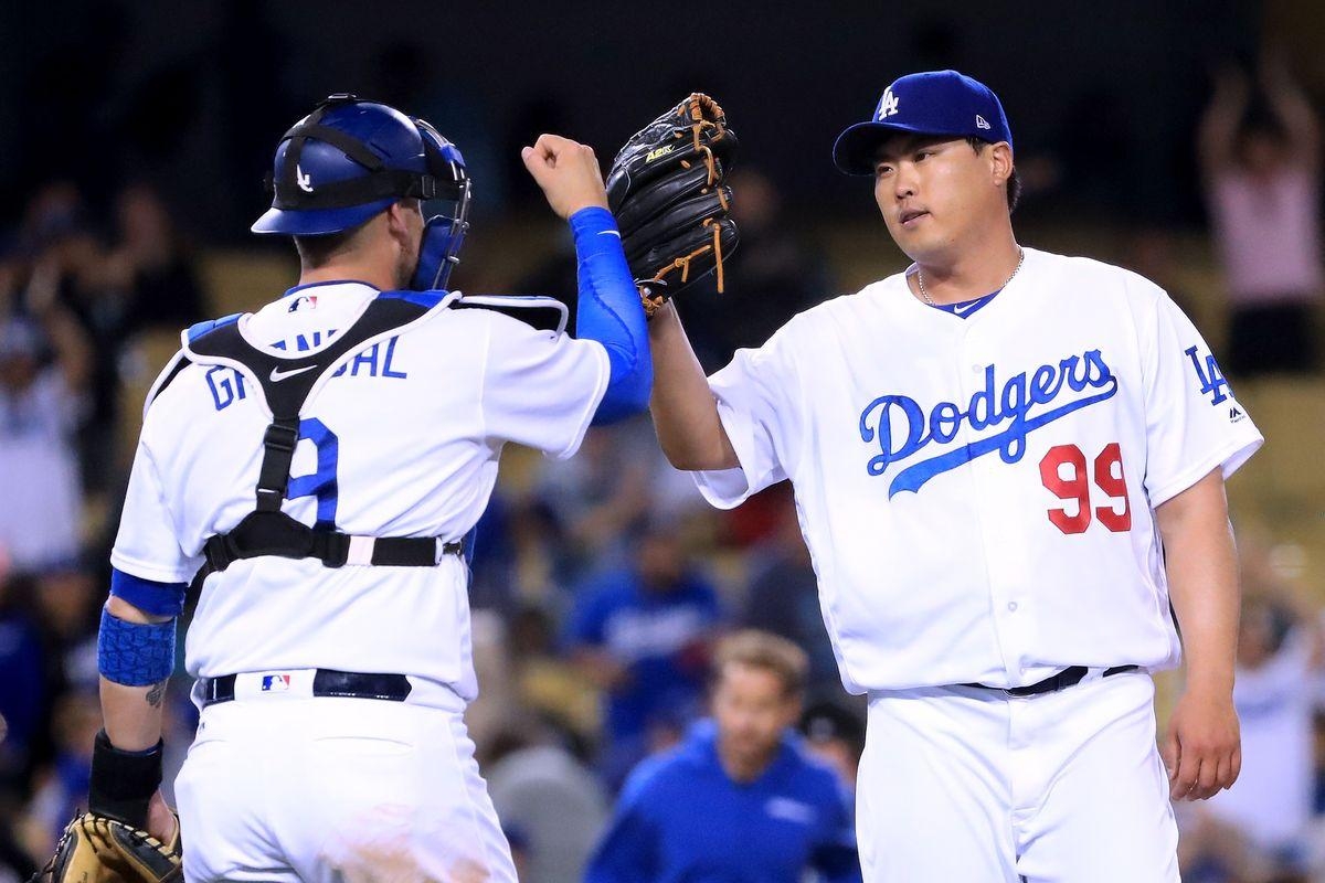 1200x800 Dodgers extend qualifying offers to Grandal and Ryu Blue LA, Desktop