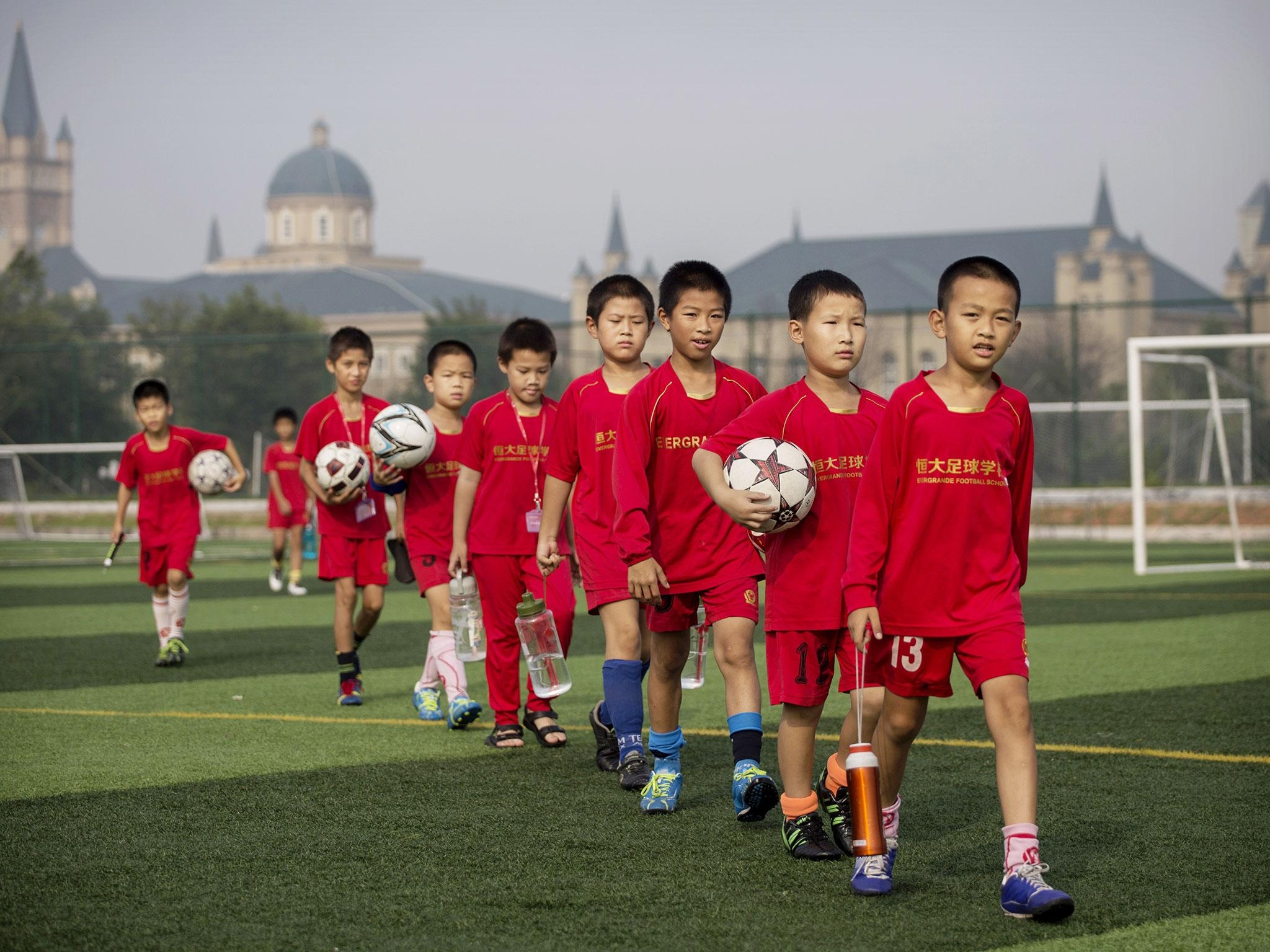 2050x1540 Guangzhou, the City of Football in China, Desktop