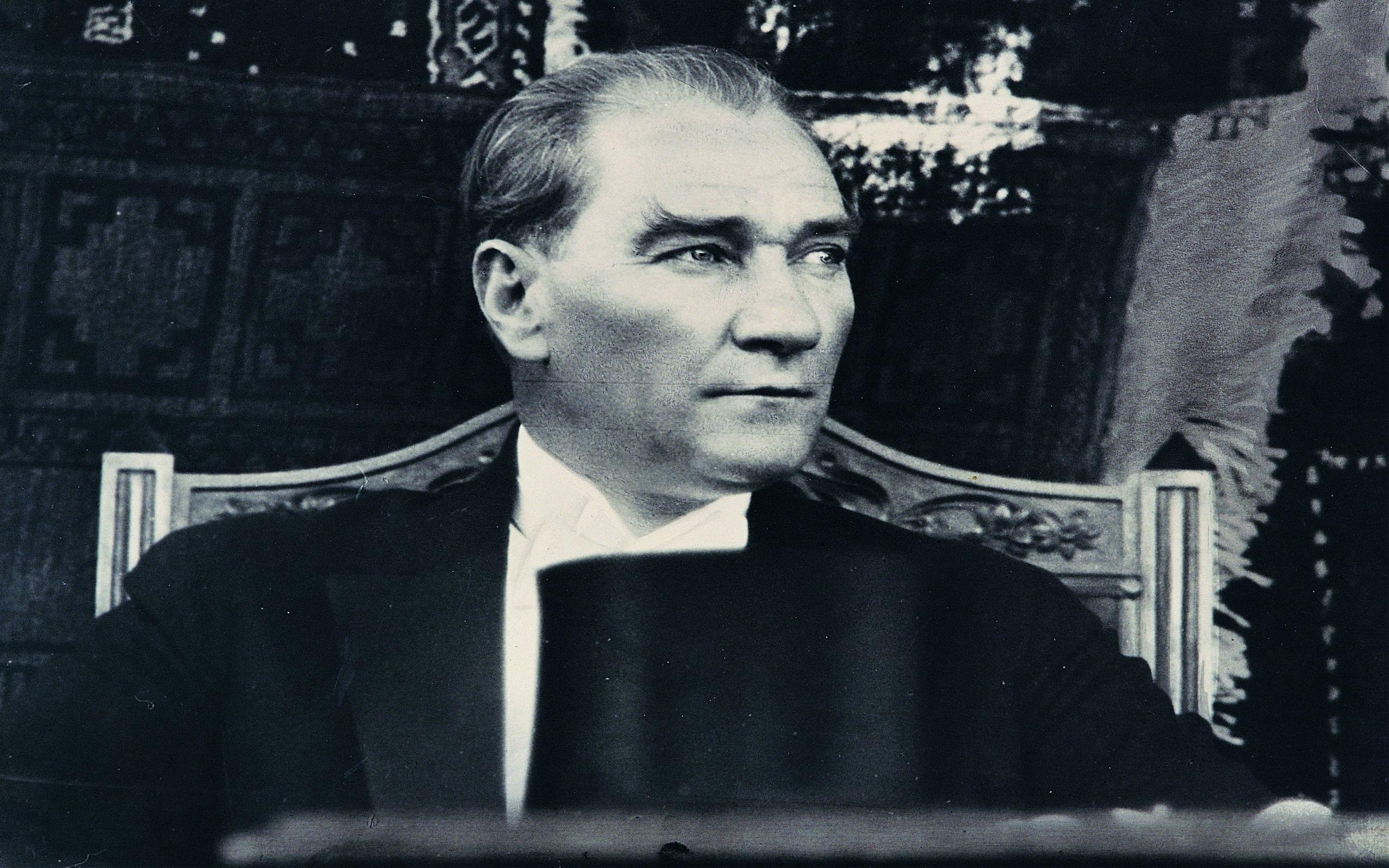 2560x1600 Mustafa Kemal Atatürk Computer Wallpaper, Desktop Background, Desktop