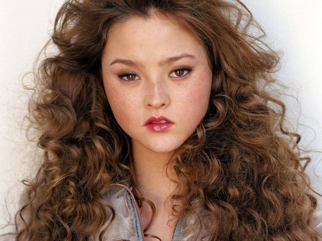 1030x770 px Devon Aoki 129.39 KB, Desktop