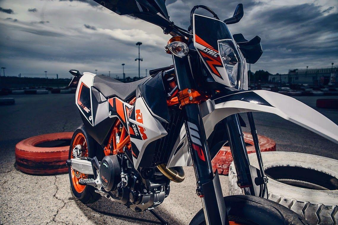 1140x770 Incredible Ktm 690 Supermoto Wallpaper, Desktop