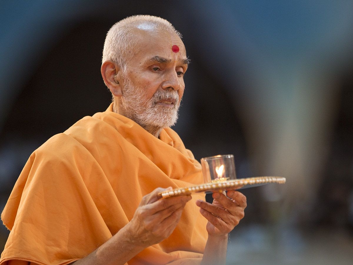 1200x900 Prayer Assembly, Sarangpur, India, Desktop