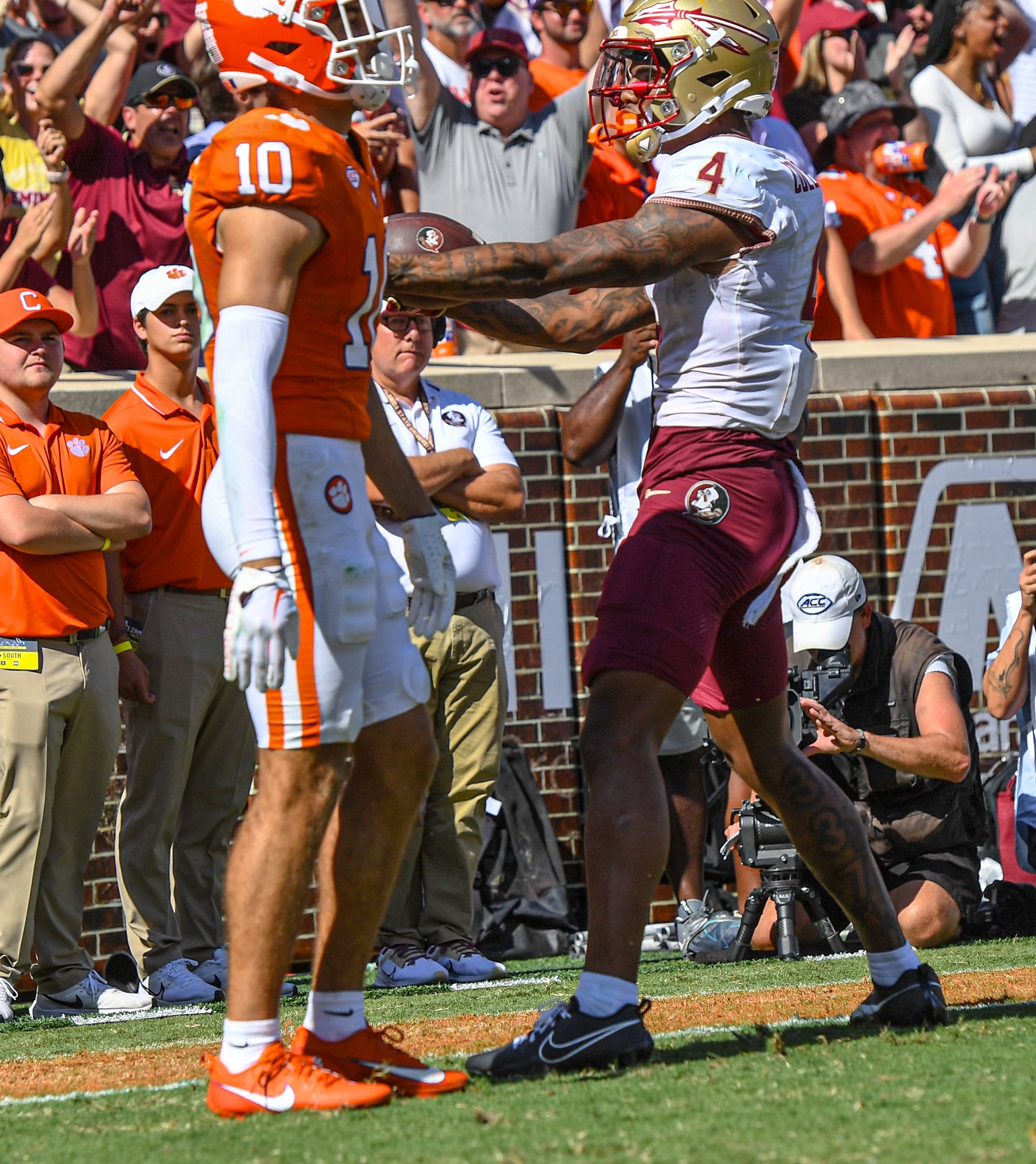 2000x2250 FSU football: Keon Coleman, Kalen, Phone