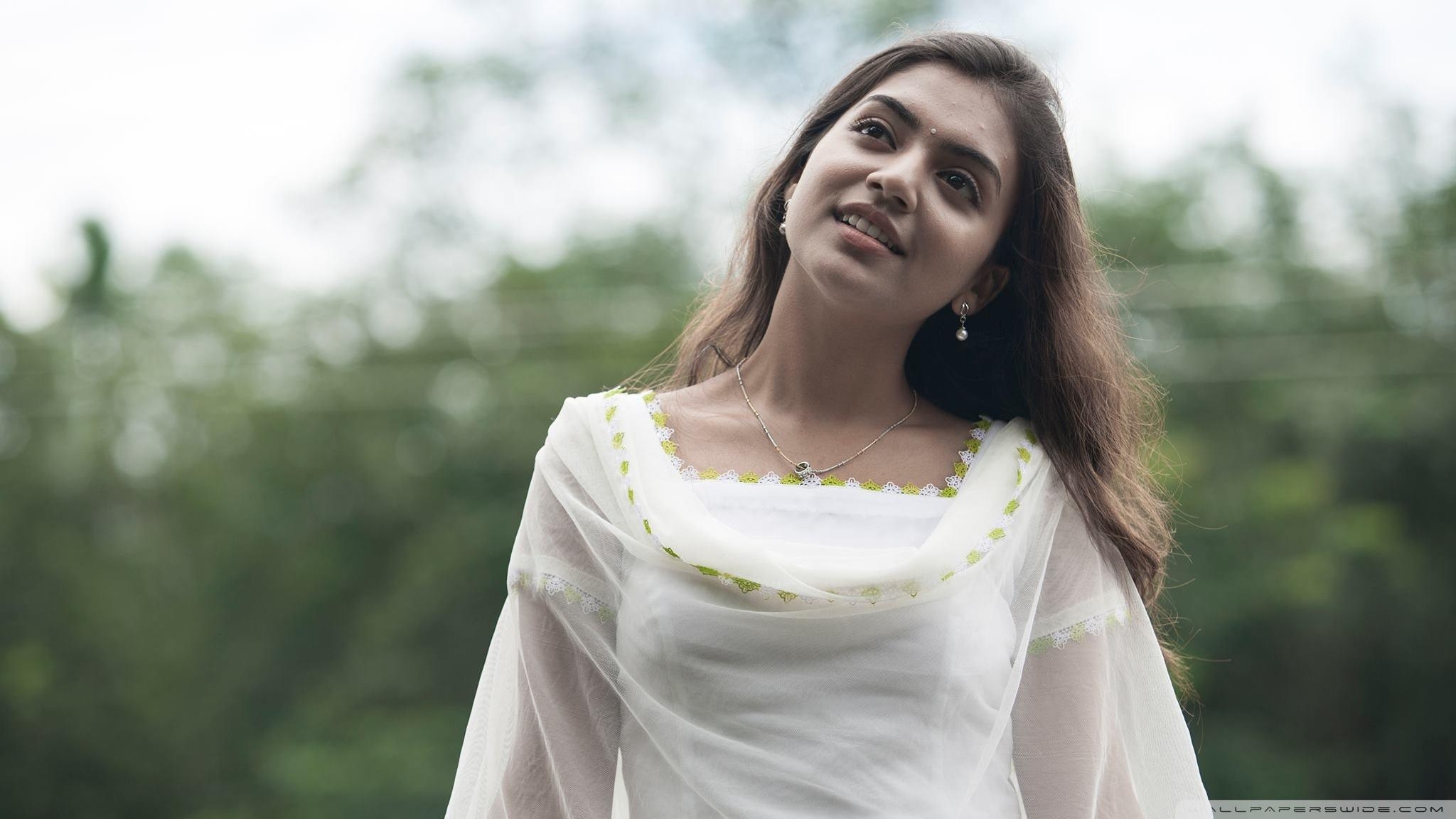 2050x1160 Nazriya Nazim ❤ 4K HD Desktop Wallpaper for 4K Ultra HD TV, Desktop