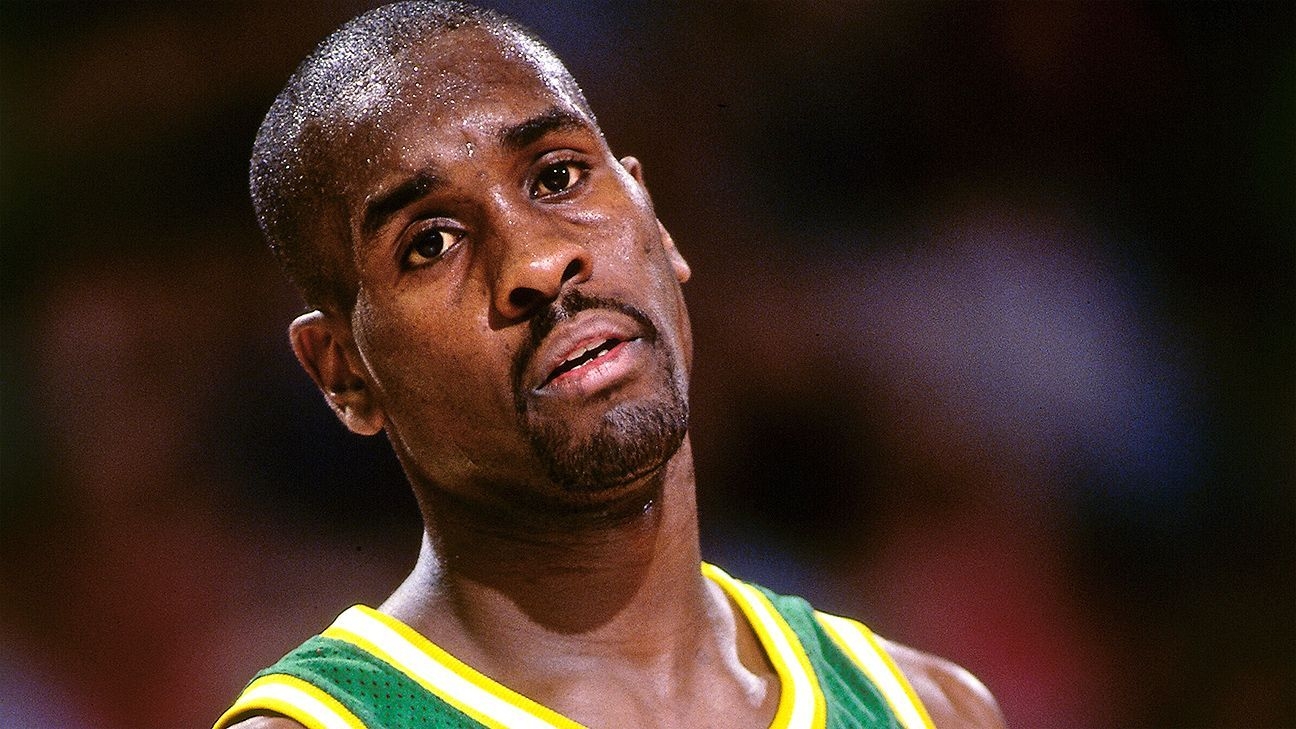 1300x730 Gary Payton: Stephen Curry Shouldn't Be the First Unanimous MVP, Desktop