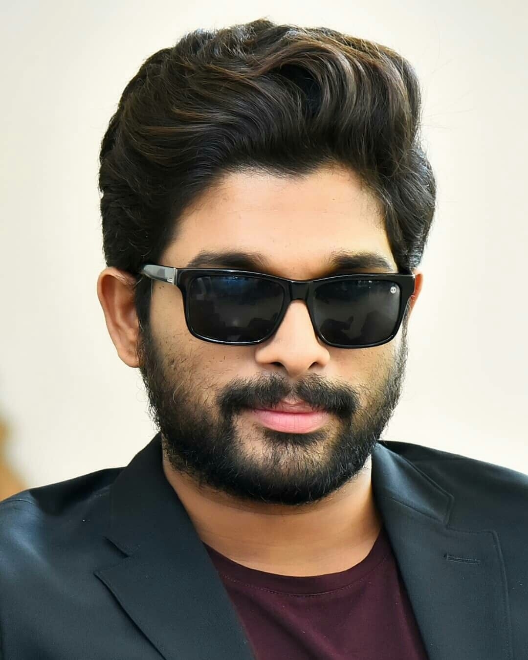 1080x1350 Allu Arjun. Actors image, Allu arjun hairstyle, Boy photography poses, Phone