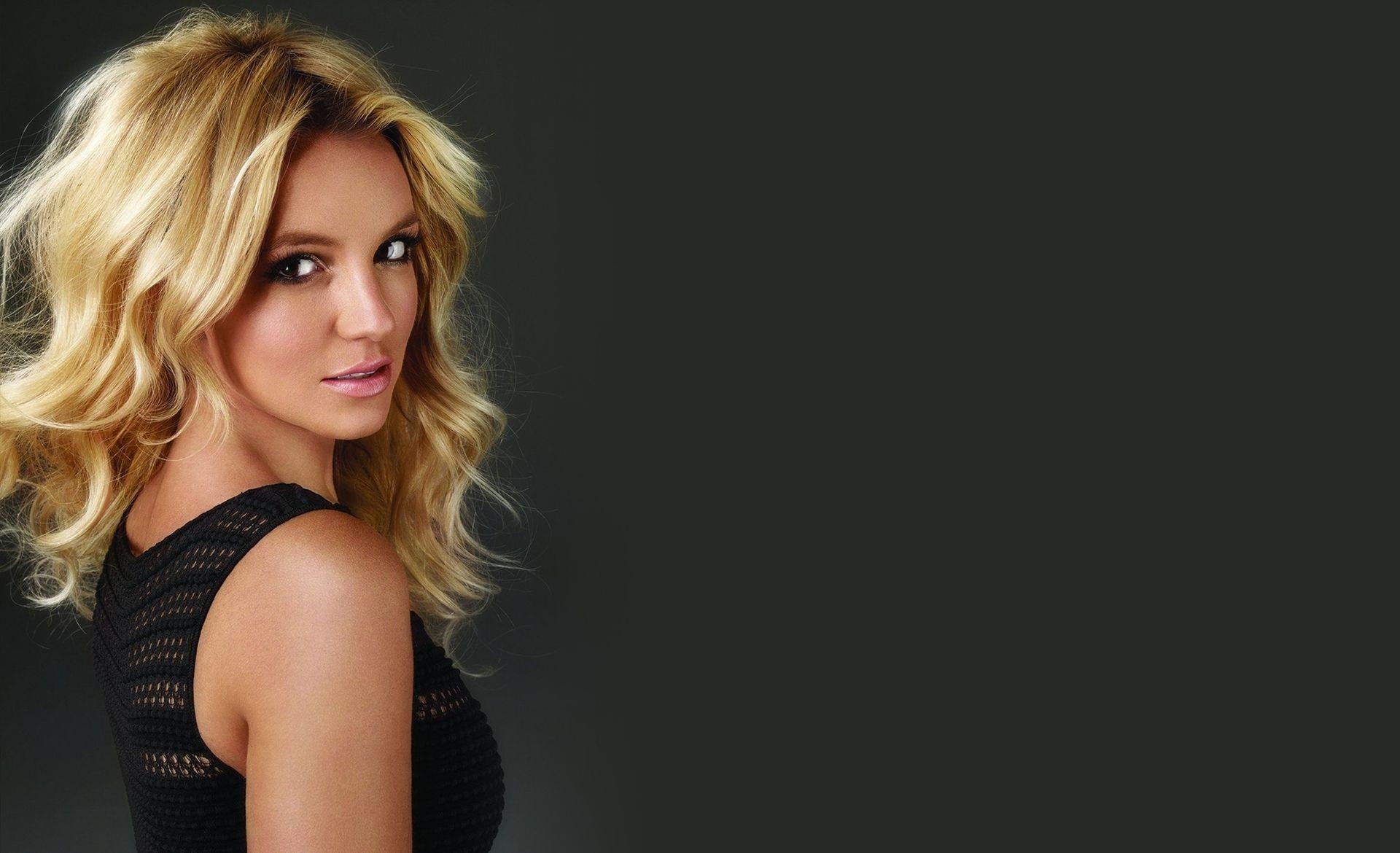 1920x1170 Britney Spears Wallpaper, Desktop