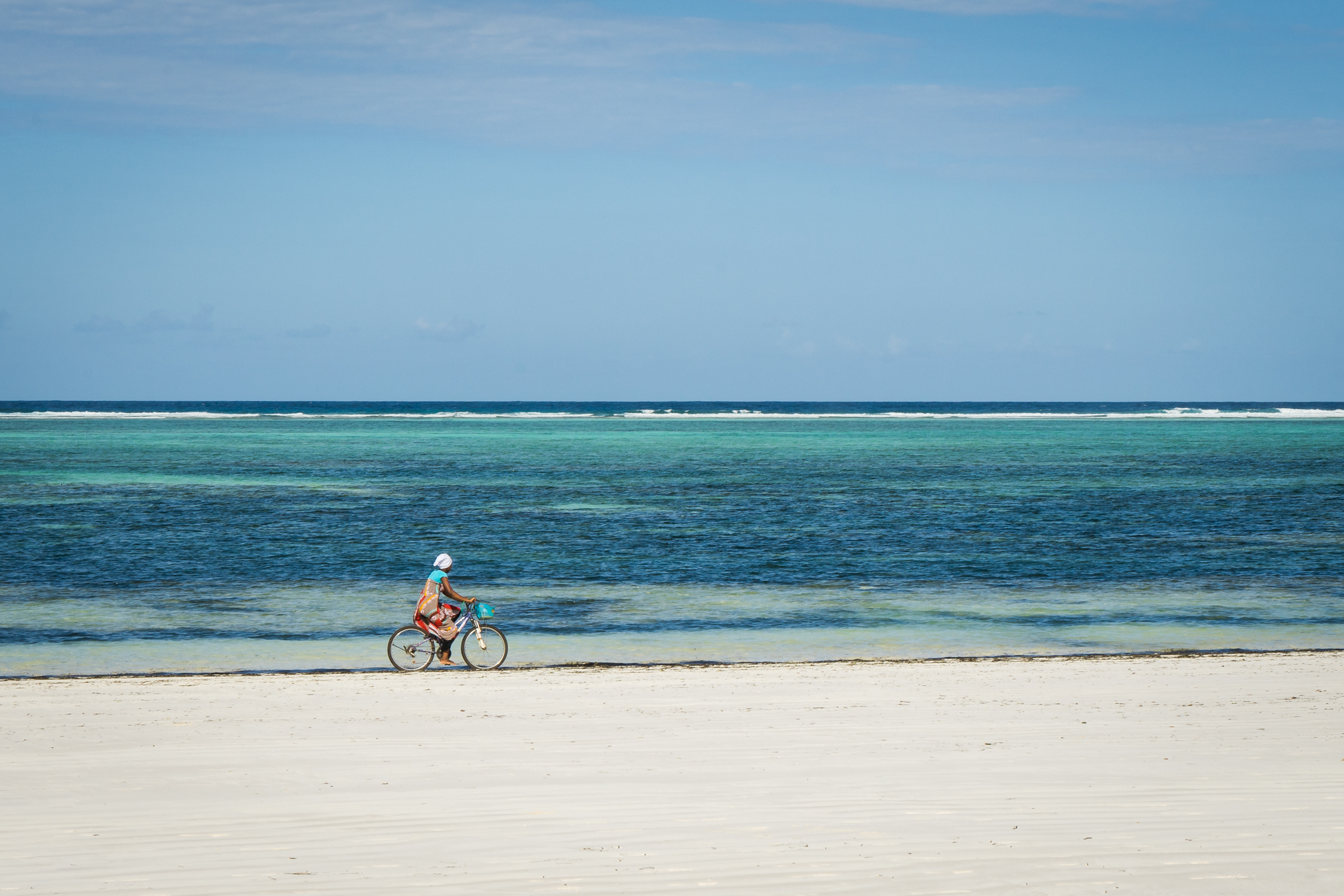 2050x1370 Photographs That Capture the Beauty of Zanzibar and Its People, Desktop