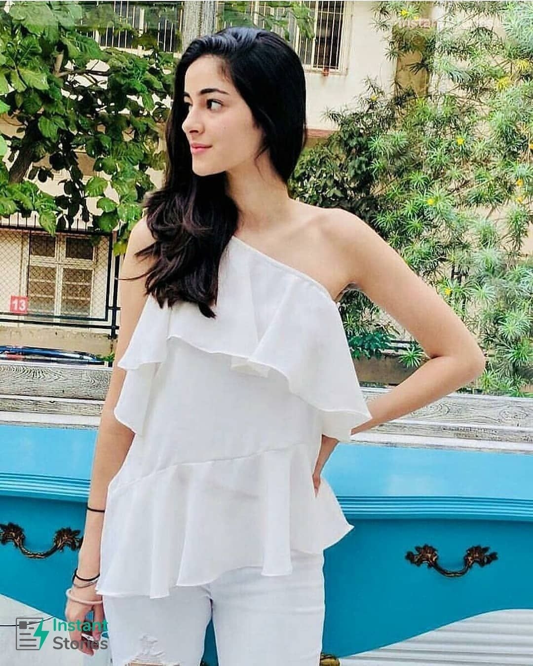 1080x1350 Ananya Pandey Latest Hot Image, Phone