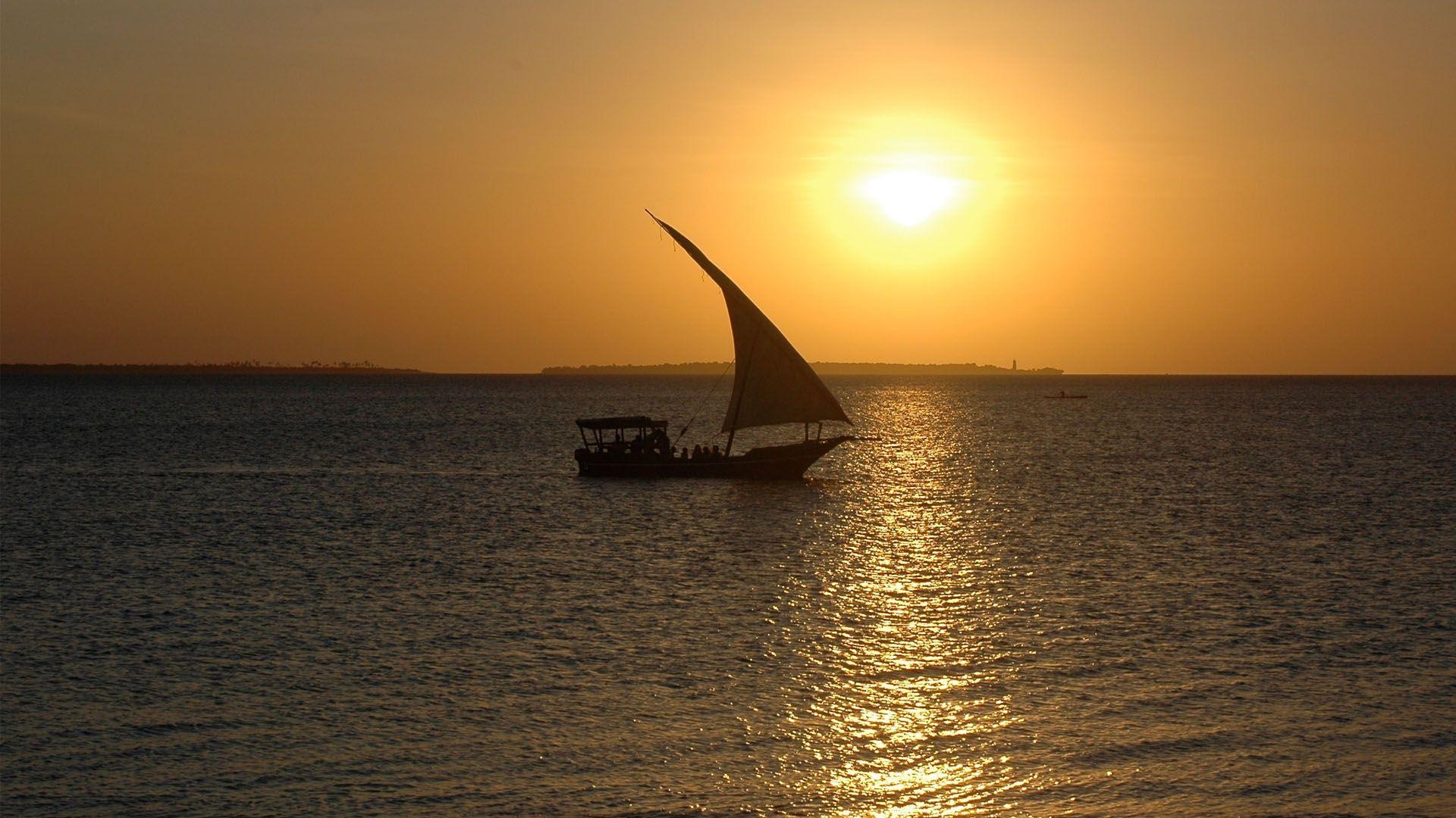 1920x1080 Sunset In Zanzibar, Desktop