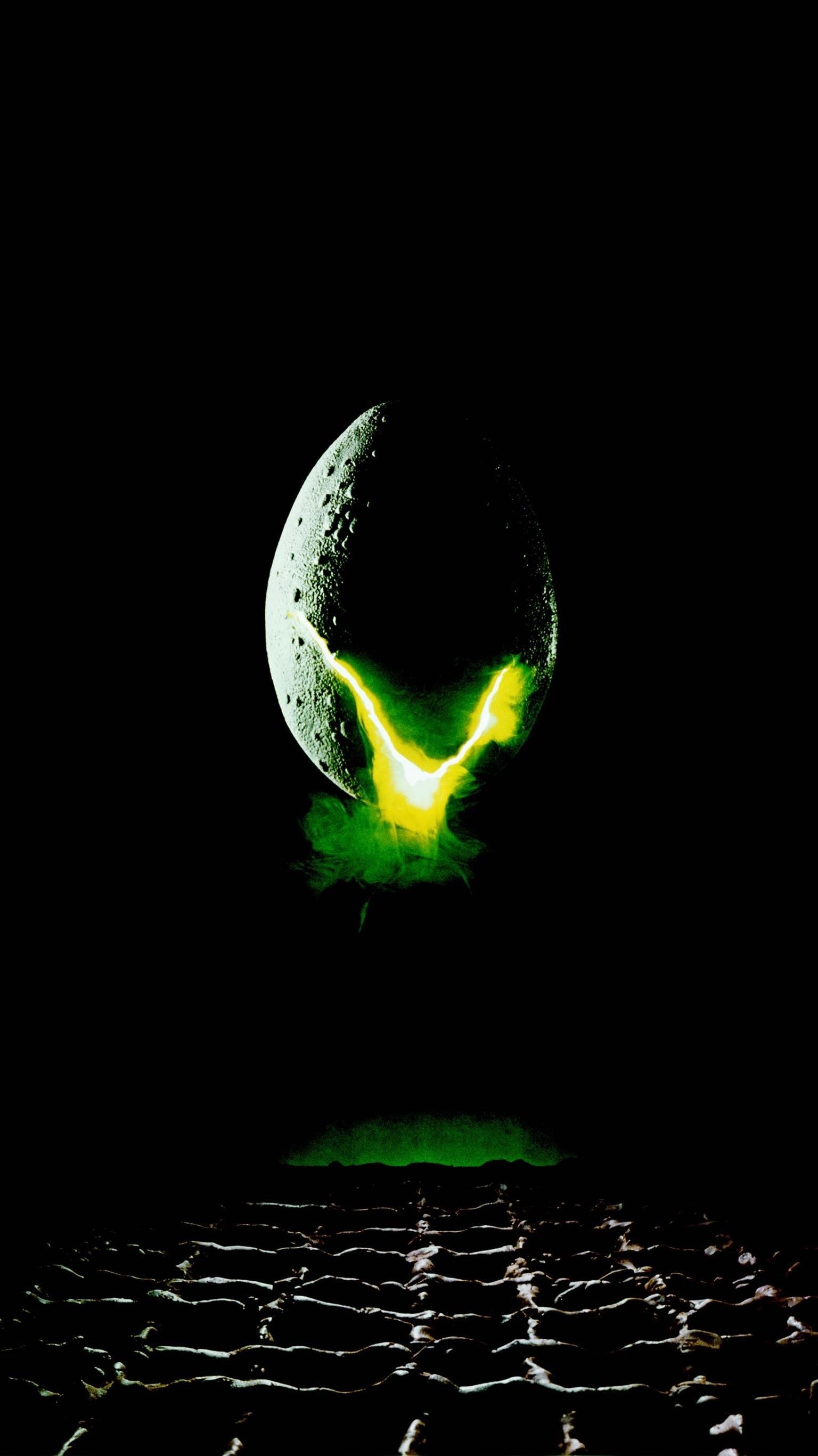 1540x2740 Alien (1979) Phone Wallpaper. Moviemania. Alien Wallpaper, Alien, Phone