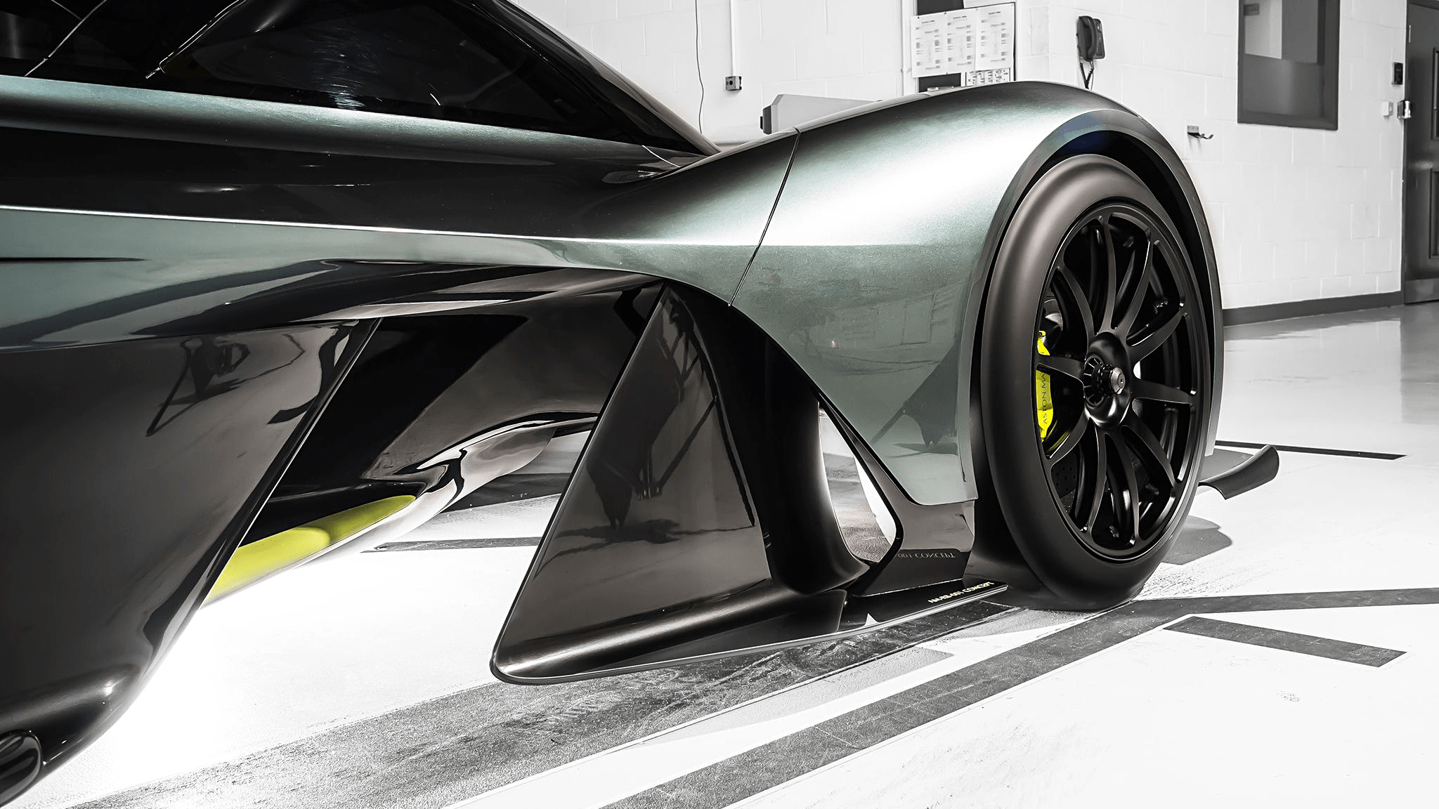 2050x1160 Aston Martin Valkyrie HD Wallpaper, Desktop