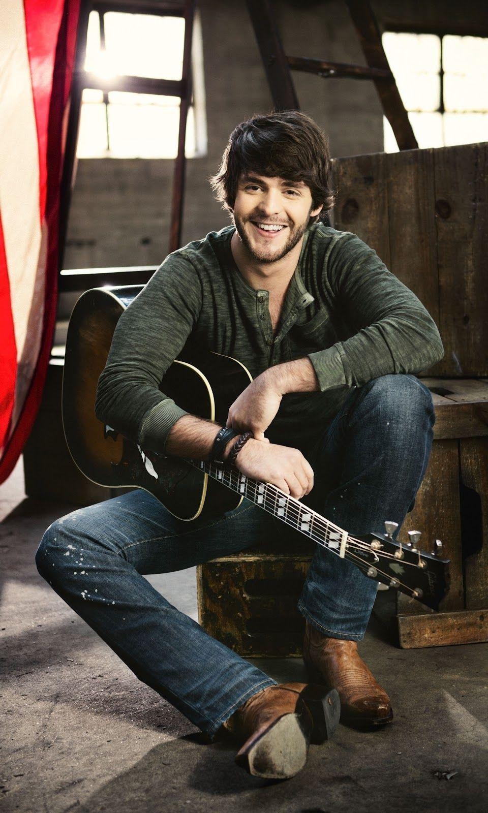 960x1600 Thomas Rhett. if he wasnt already married, I'd be in love with him, Phone