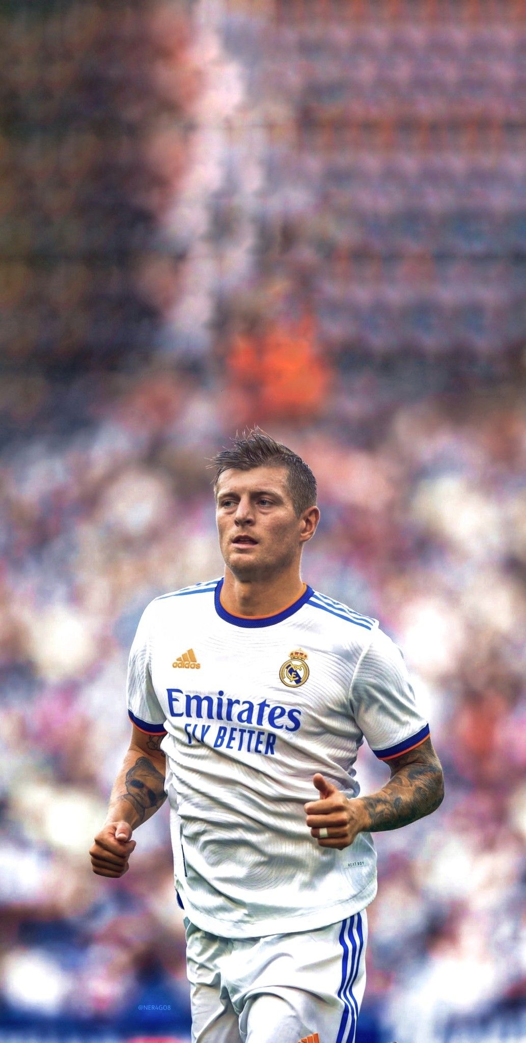 1040x2050 Toni kroos. Real madrid wallpaper, Toni kroos, Real madrid players, Phone