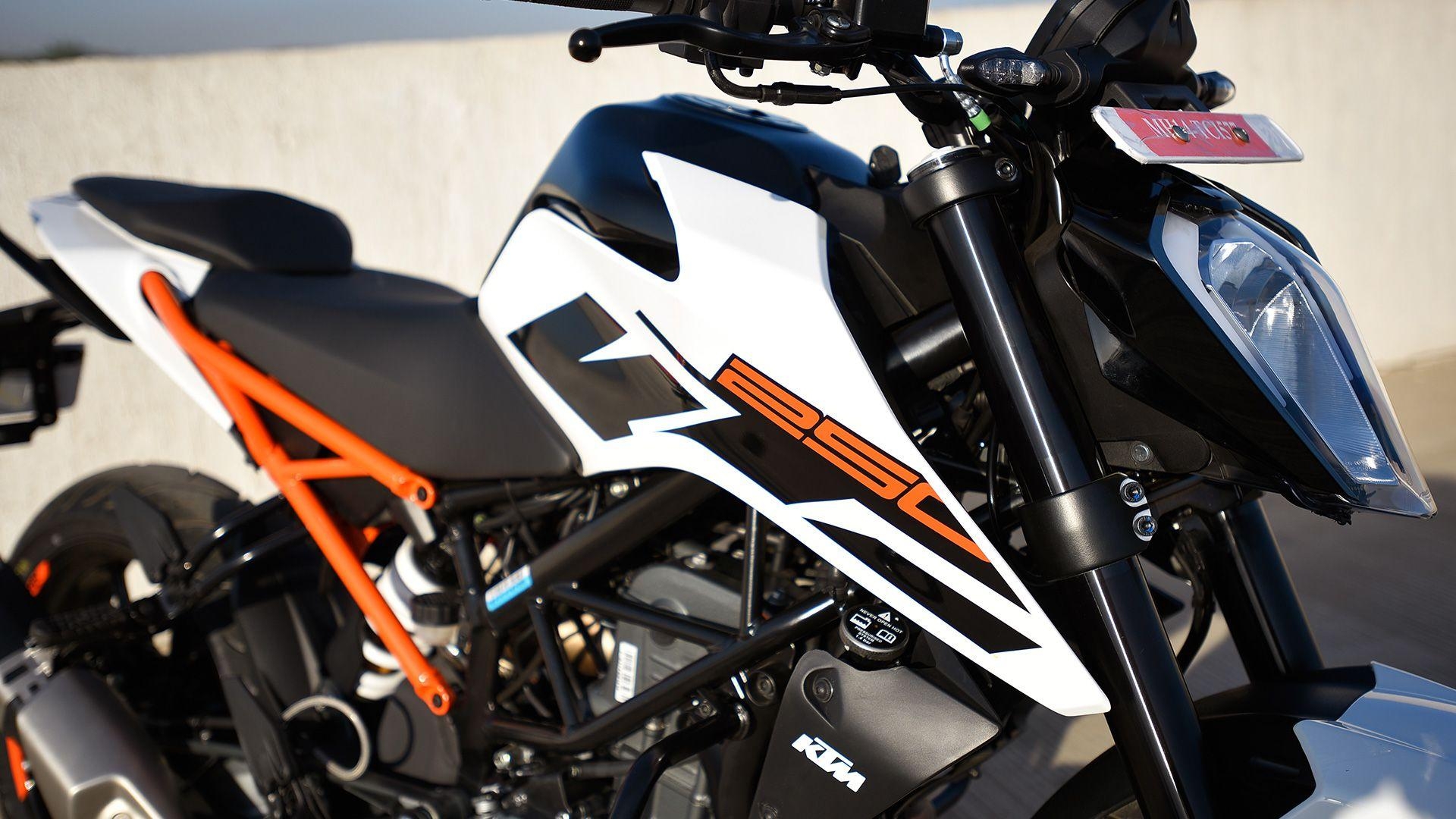 1920x1080 KTM 250 Duke 2017, Mileage, Reviews, Specification, Desktop