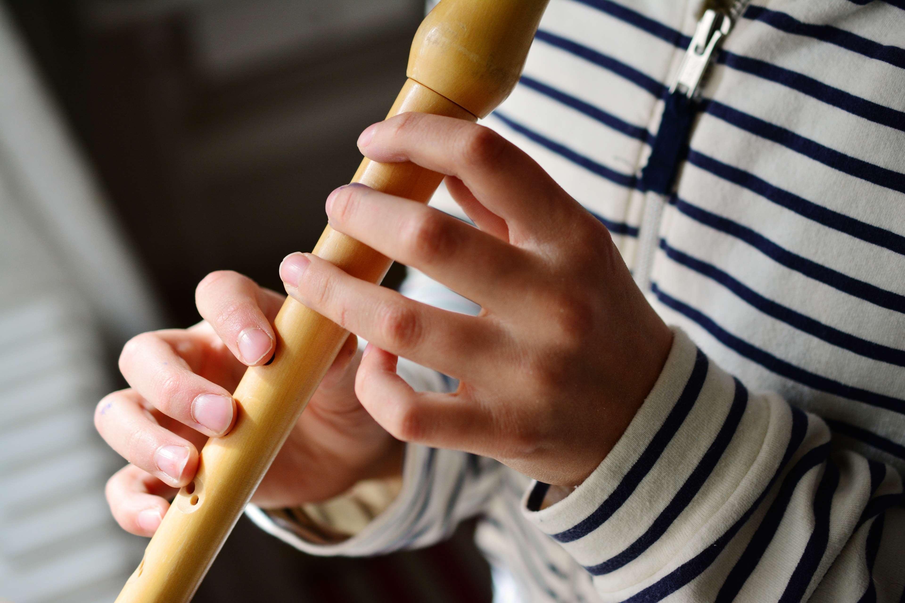 3840x2560 acoustic, finger, flute, hand, instrument, music, musical, Desktop