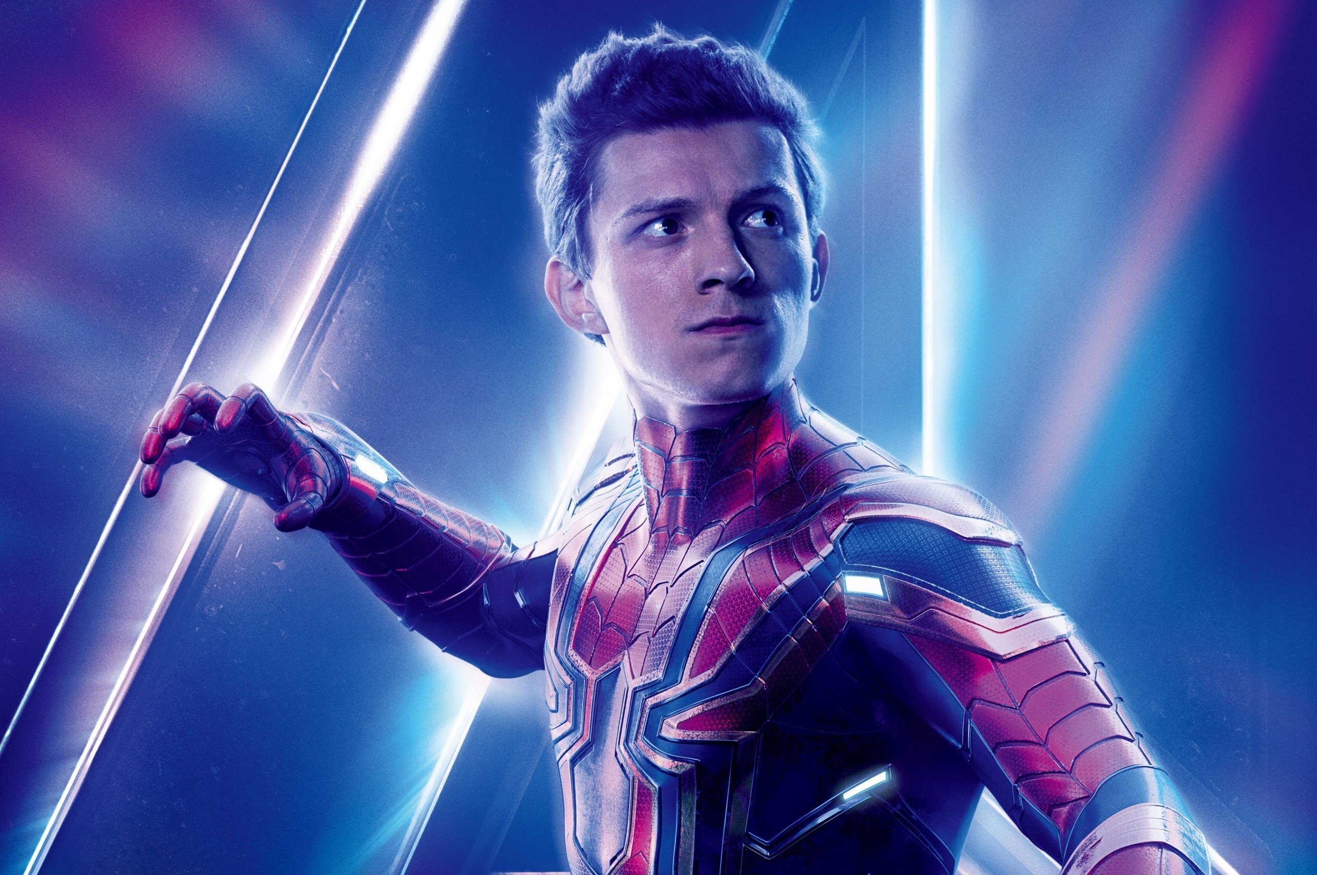 2560x1700 Download  Avengers: Infinity War, Spider Man, Tom Holland, Desktop