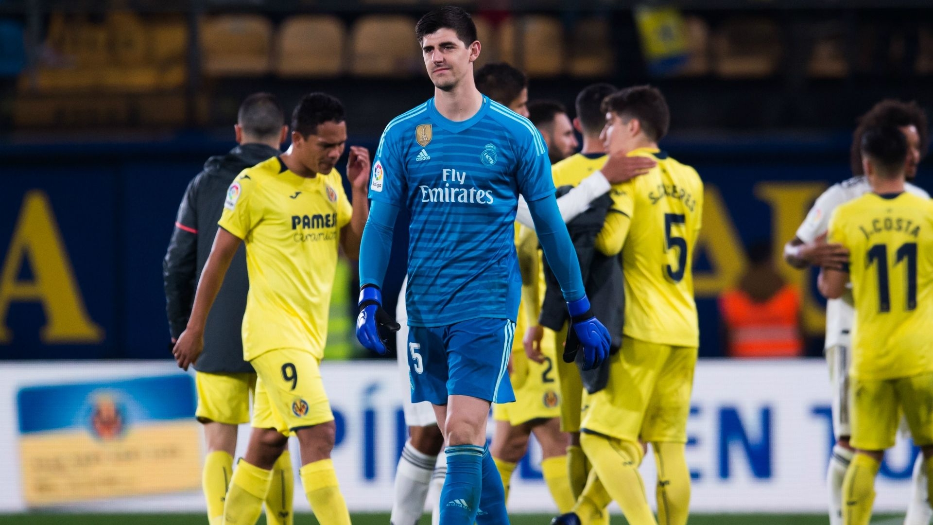 1920x1080 Real Madrid Goalkeeper Thibaut Courtoisël Varane 5 De Real Madrid Et Courtois, Desktop