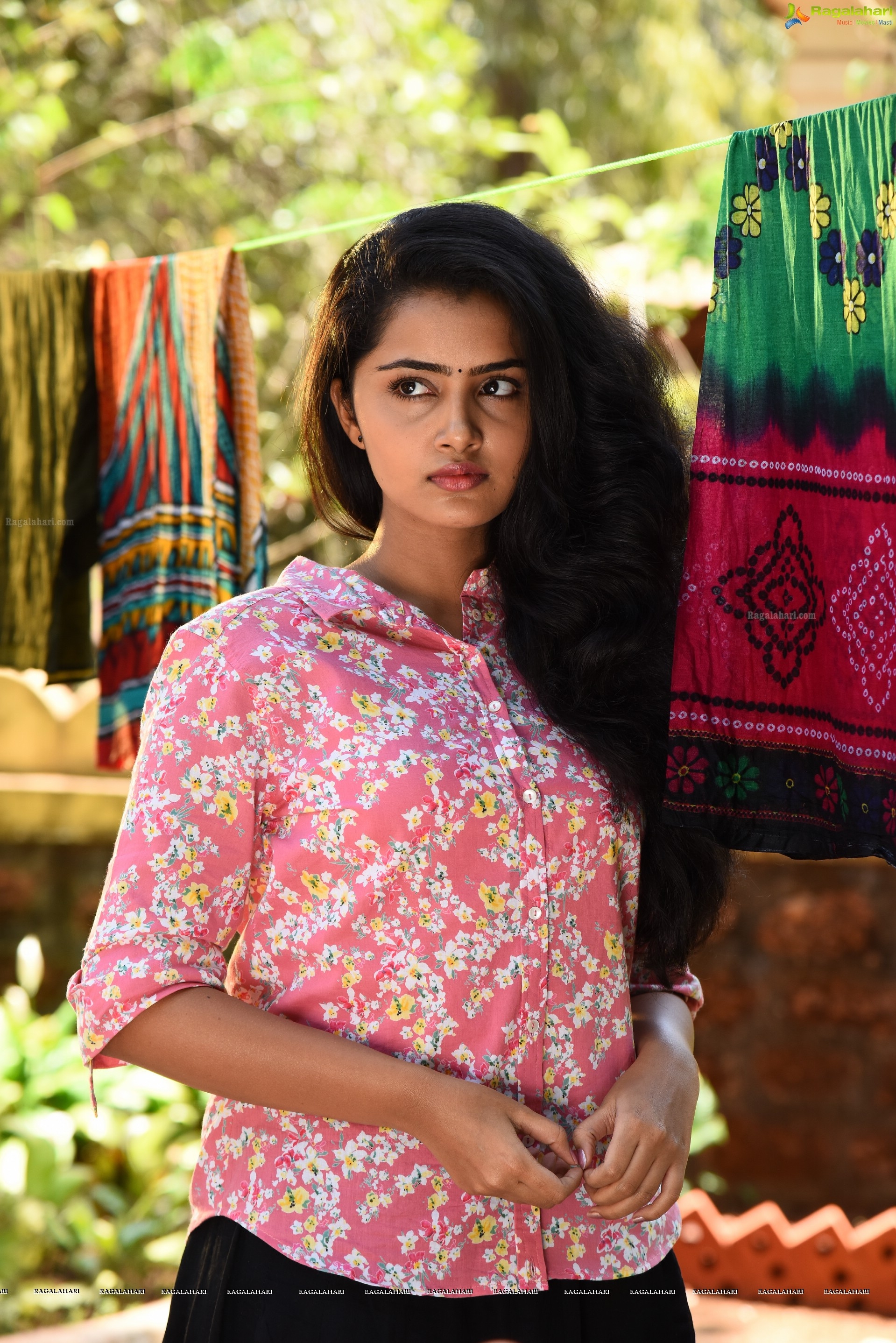 1920x2880 Anupama Parameswaran (High Definition) Image 114. Telugu Actress, Phone