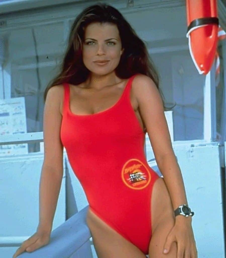 900x1030 Yasmine Bleeth then and now photo in 2020, Phone