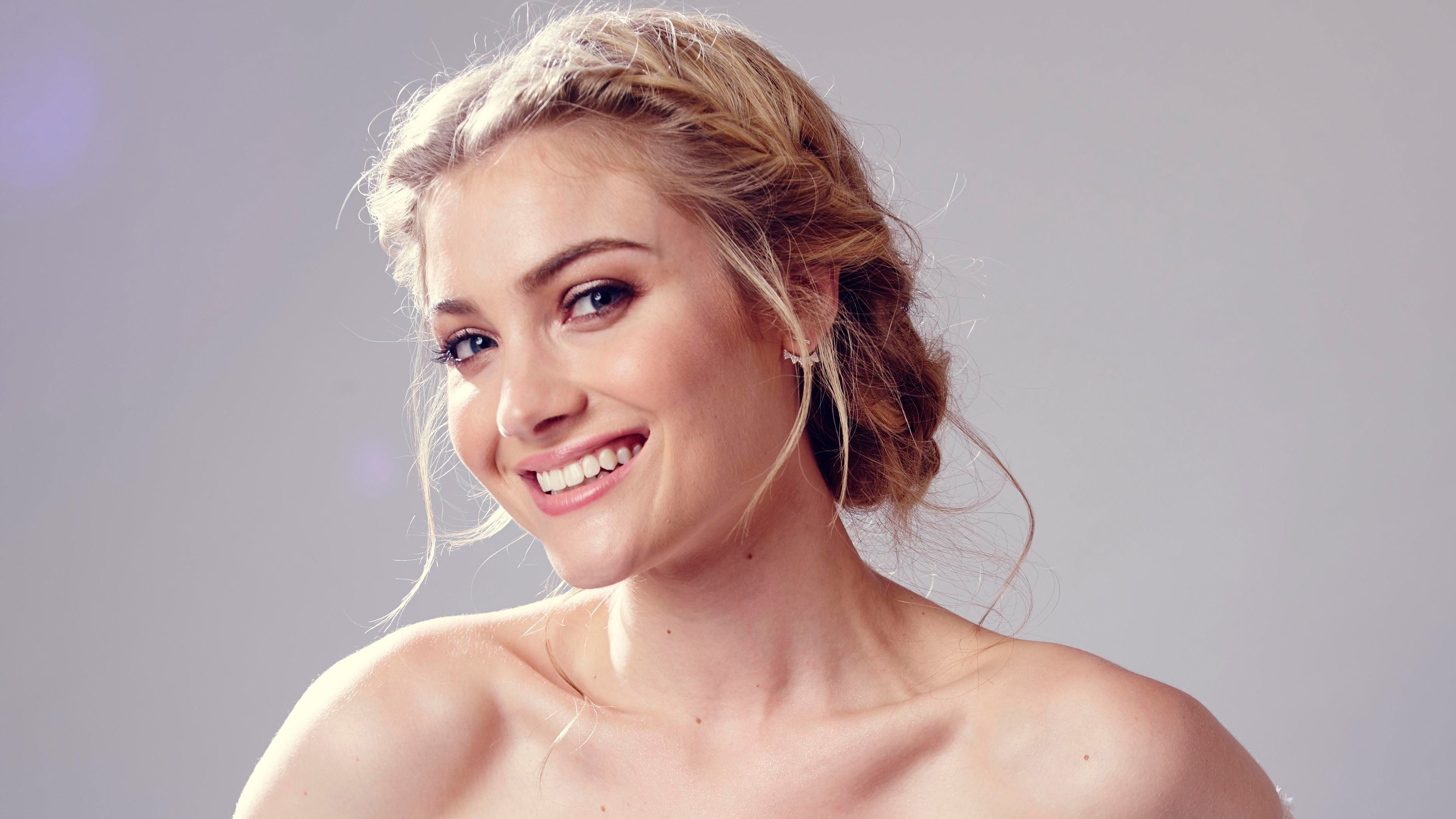 3840x2160 Skyler Samuels 4K 2016 Wallpaper, Desktop