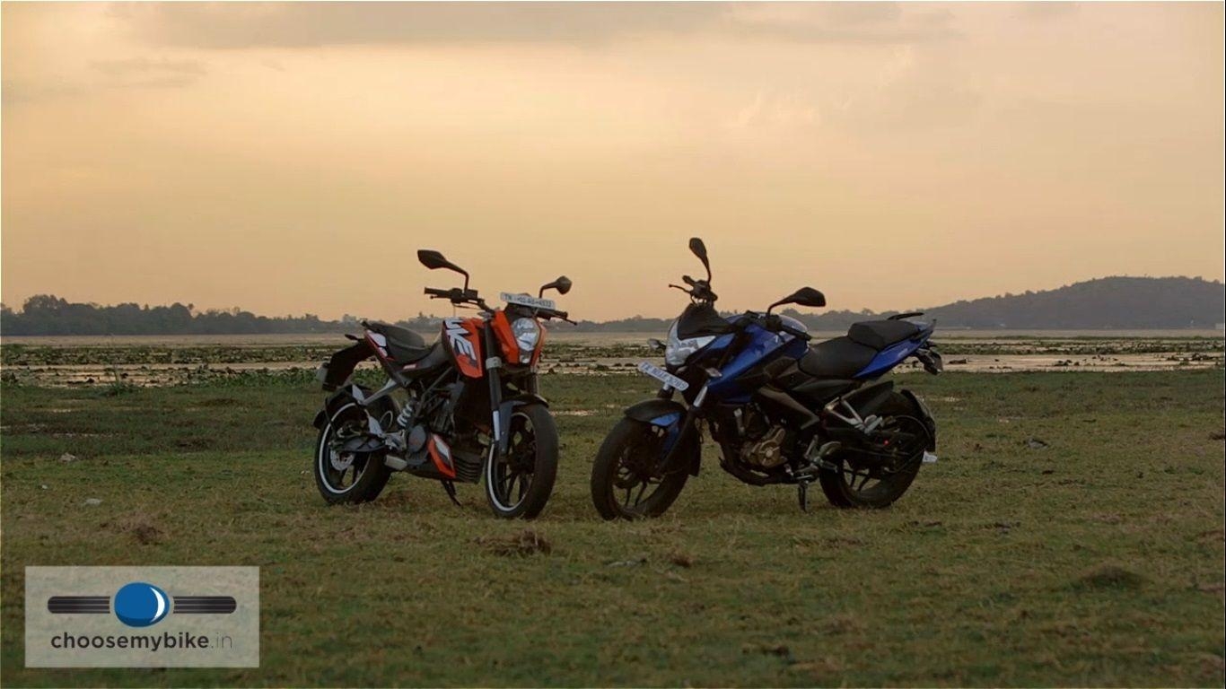 1370x770 Comparison of KTM 200 Duke Vs Bajaj Pulsar 200 NS. ChooseMyBike.in, Desktop