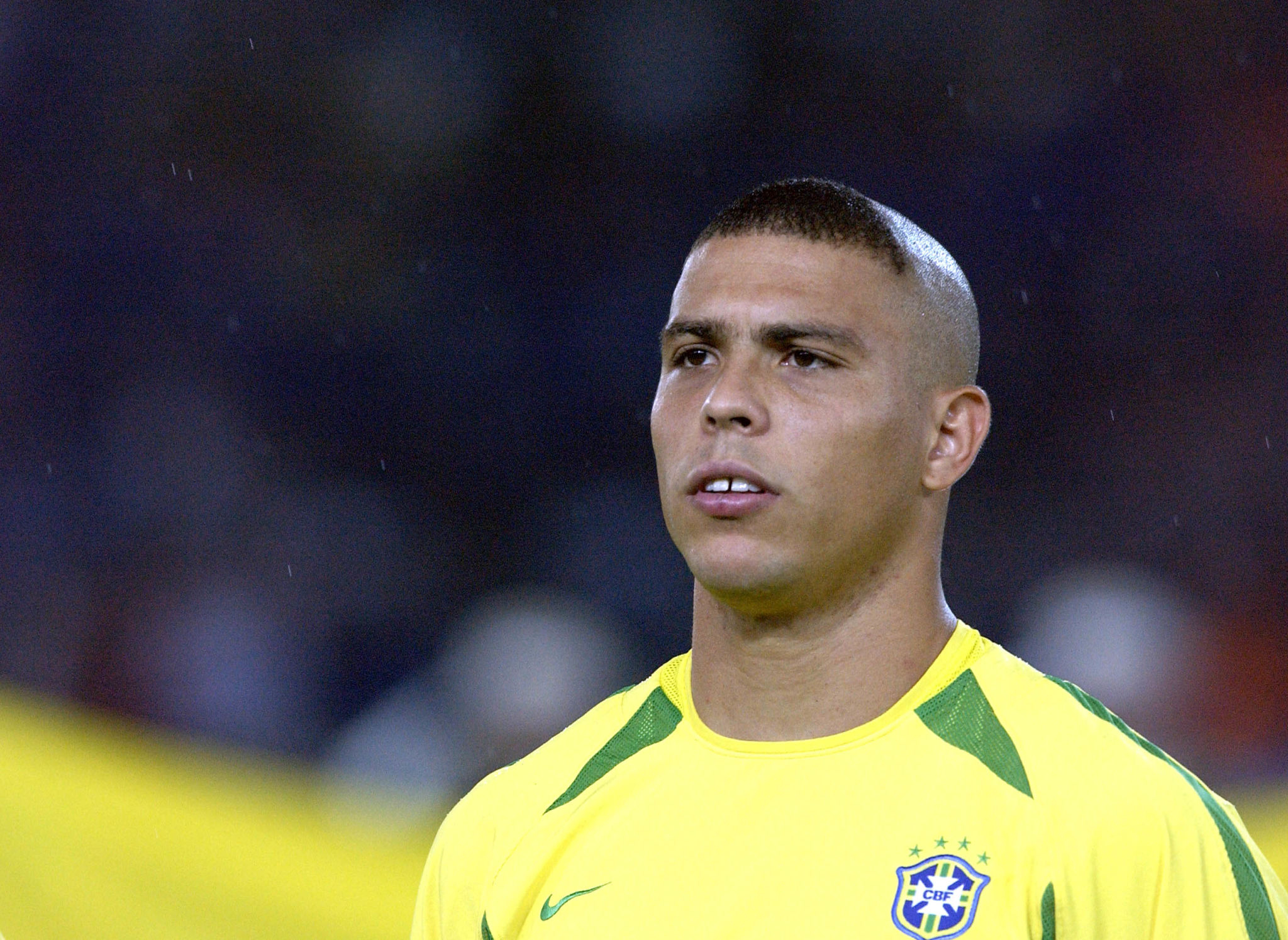 2050x1500 Brazil National Football Team Ronaldo, Desktop