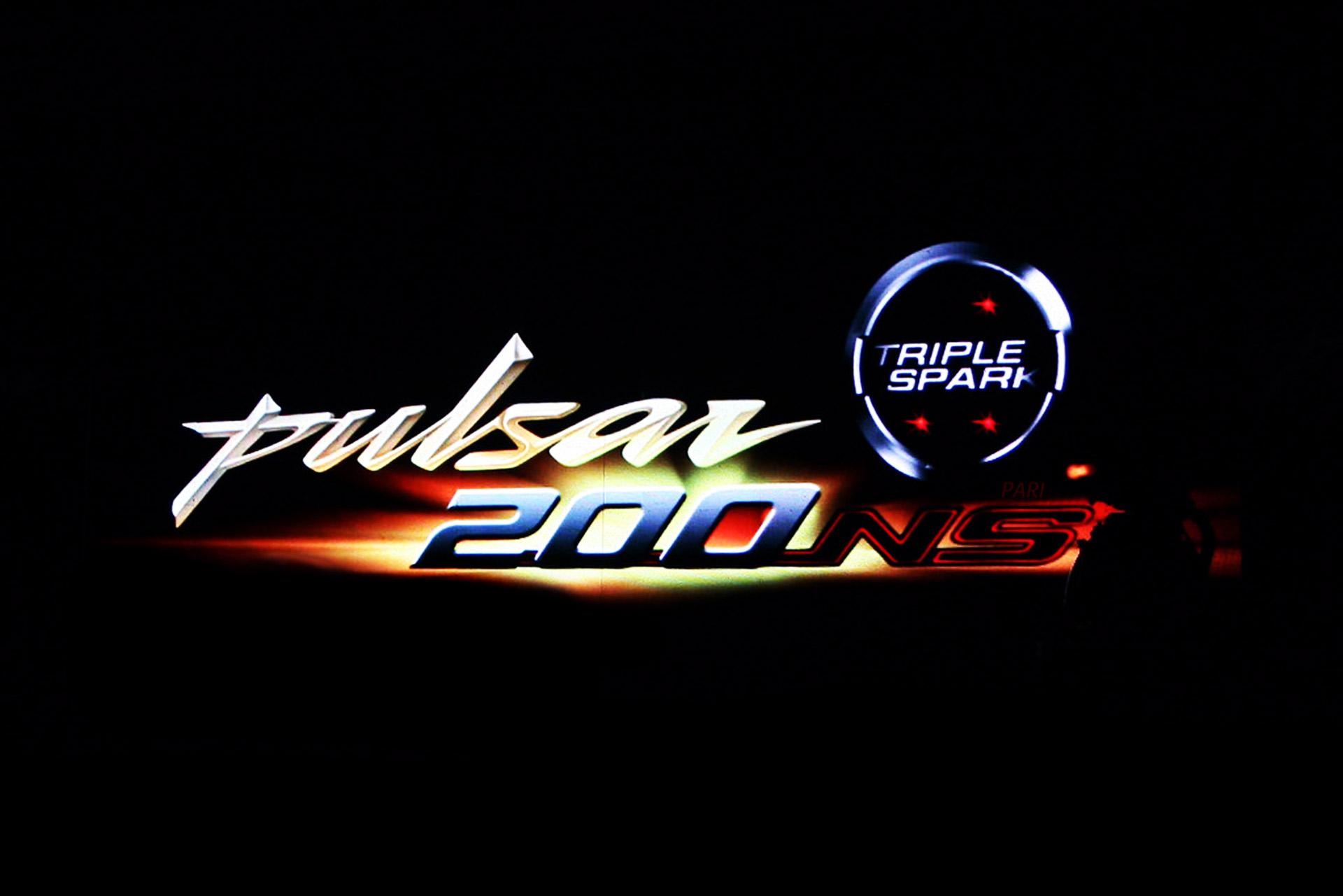 1920x1290 Bajaj Pulsar 200 NS cover, Desktop