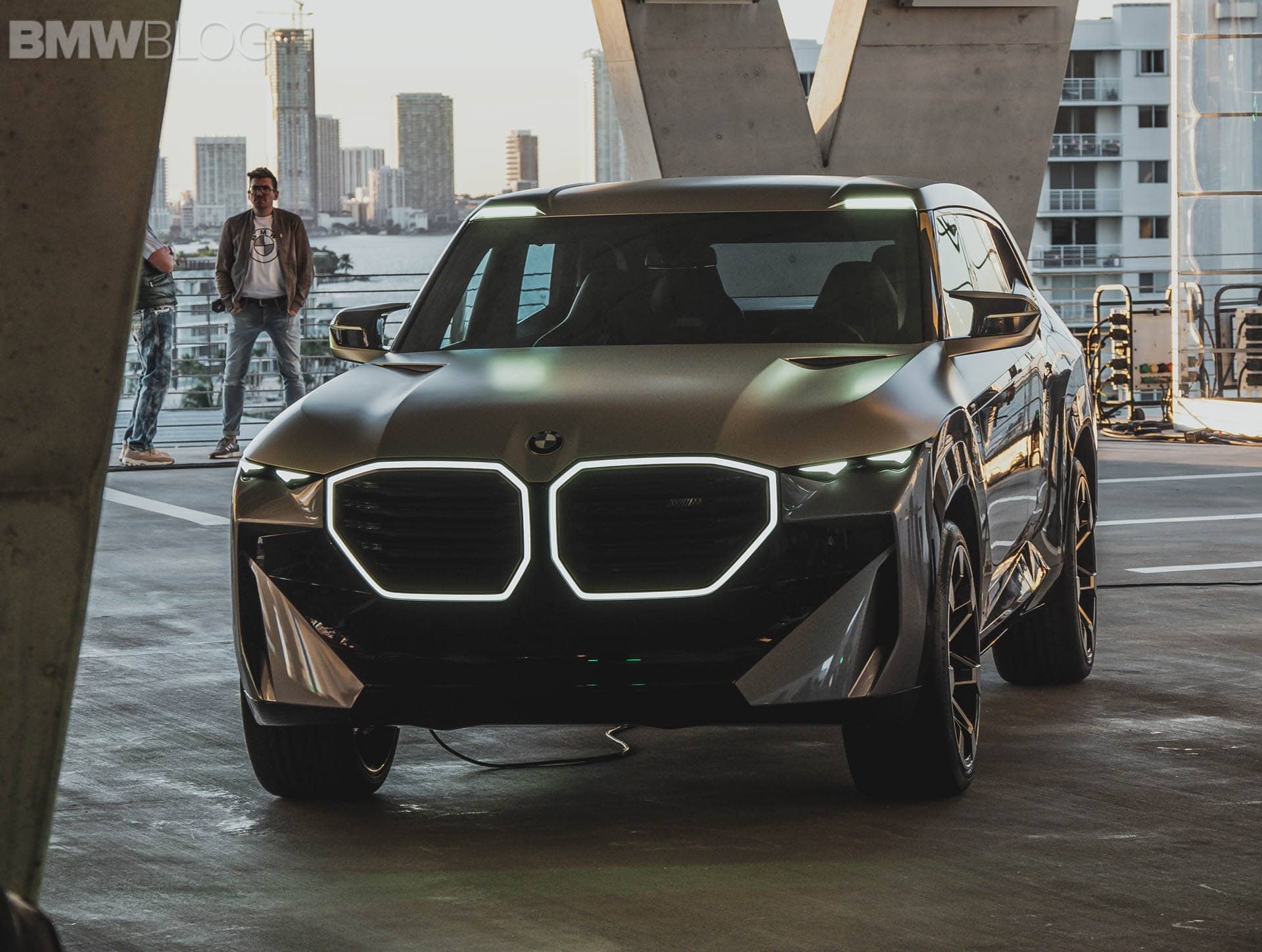 1920x1450 BMW CONCEPT XM Photo From Miami Art Basel, Desktop