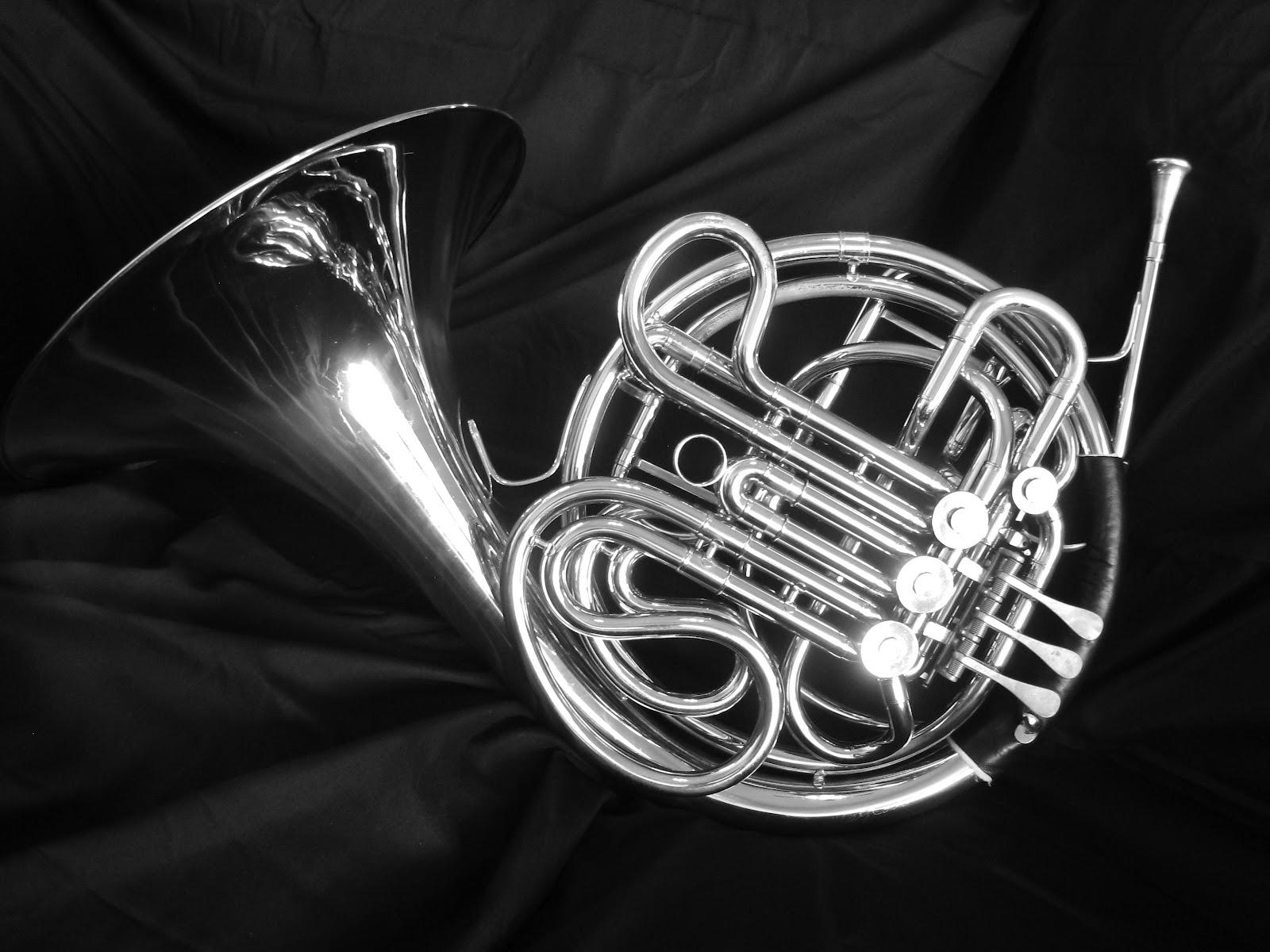 1600x1200 french horn horn Wallpaper (), Desktop