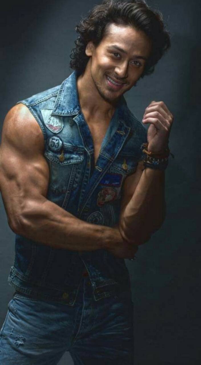 710x1280 Tiger shroff wallpaper, Phone