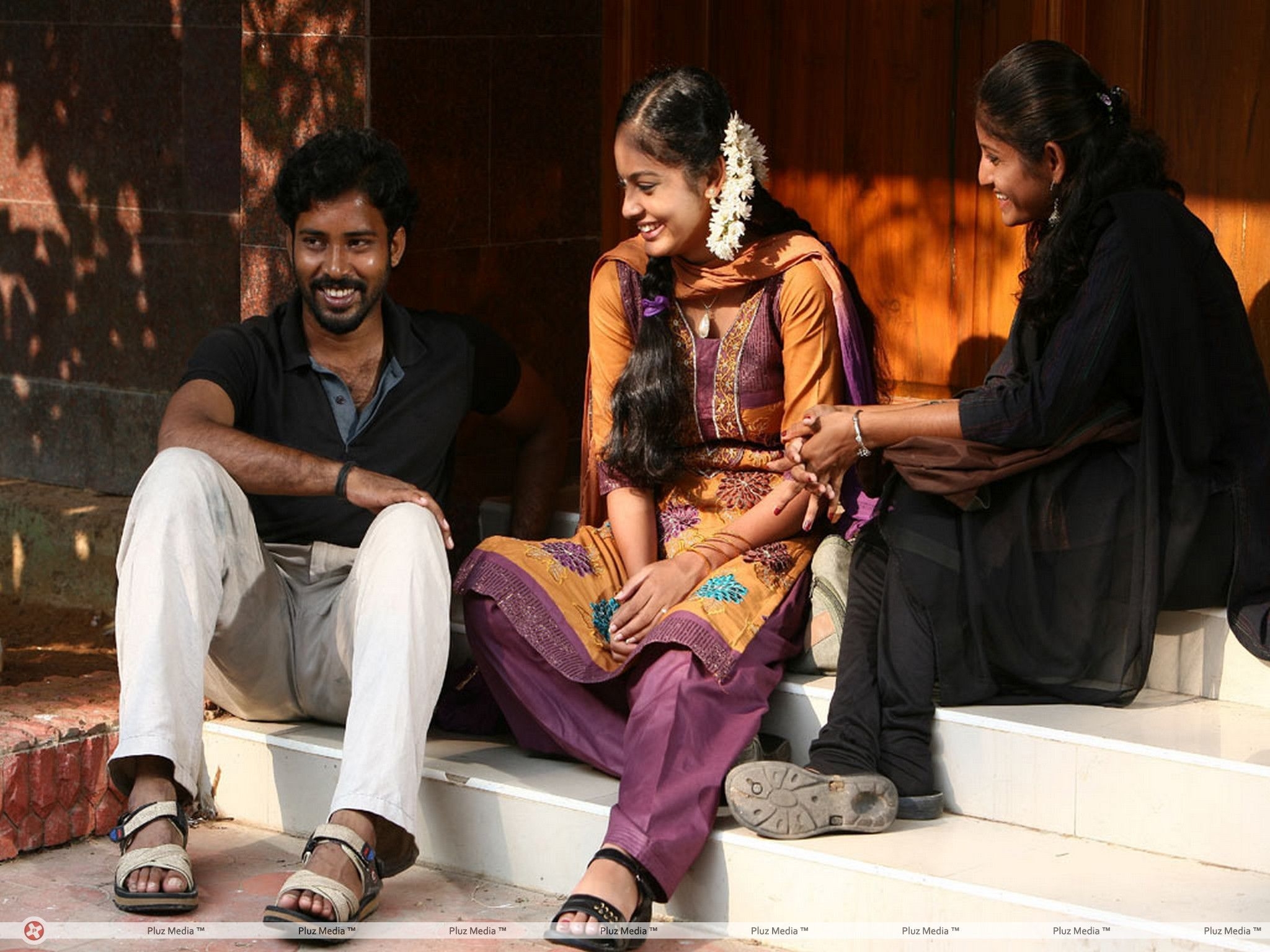 2050x1540 Picture 238556. Attakathi Movie Stills, Desktop