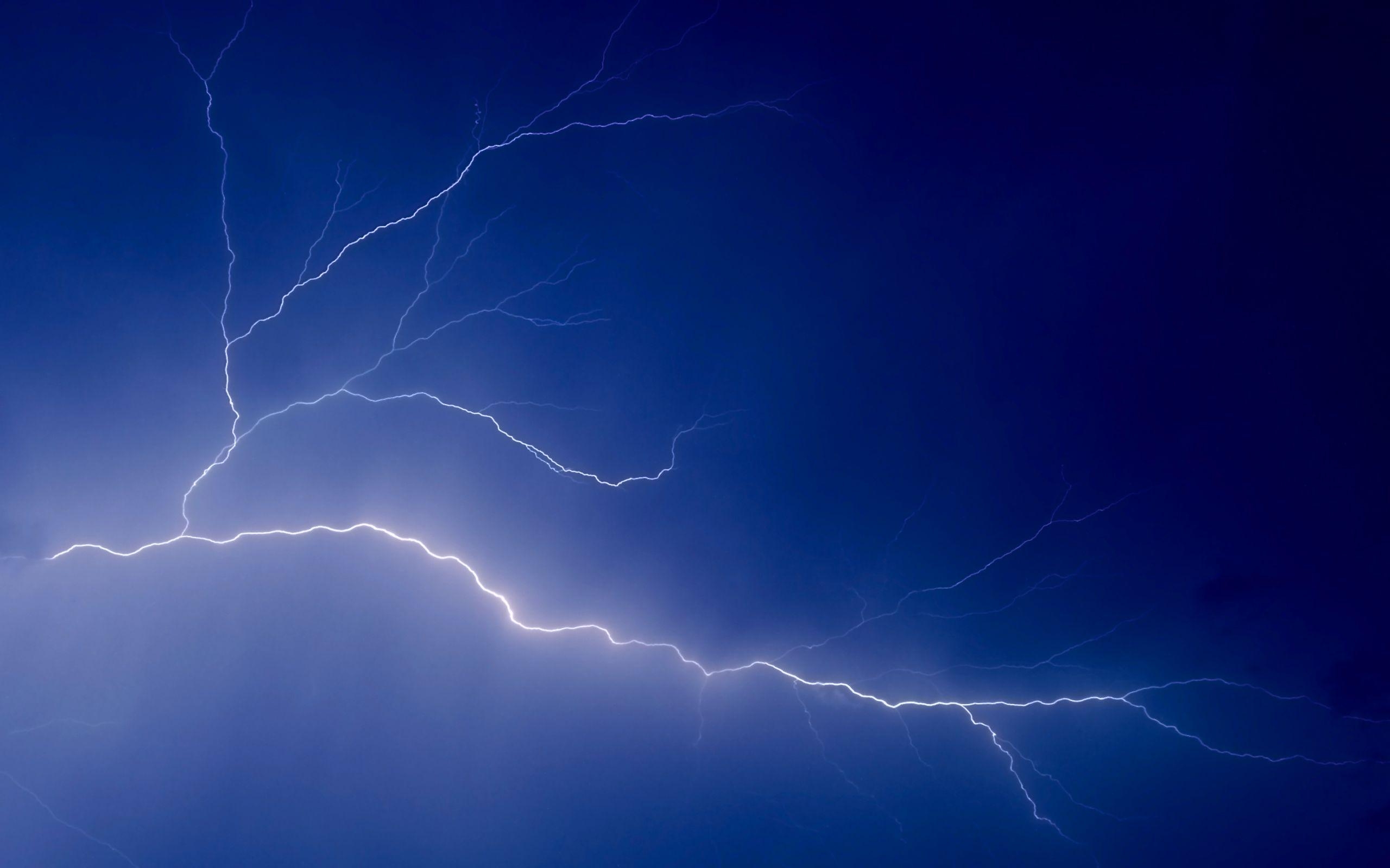 2560x1600 Thunder And Lightning Wallpaper, Desktop