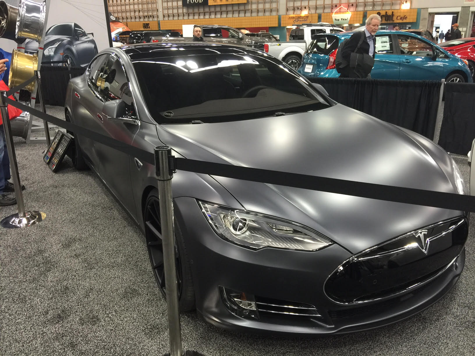 1640x1230 Tesla Model S tricked out by 503 Motoring at the Portland Auto, Desktop