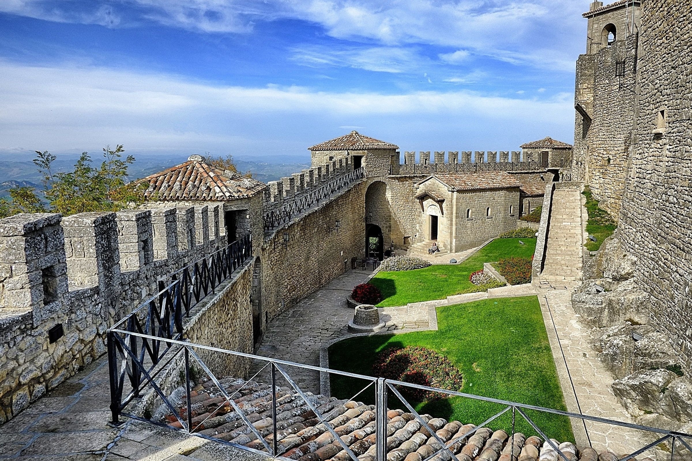 2400x1600 Courtyard in the fort in San Marino, Italy wallpaper and image, Desktop