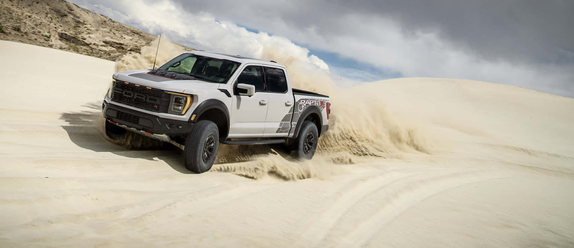 1920x830 2023 Ford F 150 Raptor R Wallpaper, Dual Screen