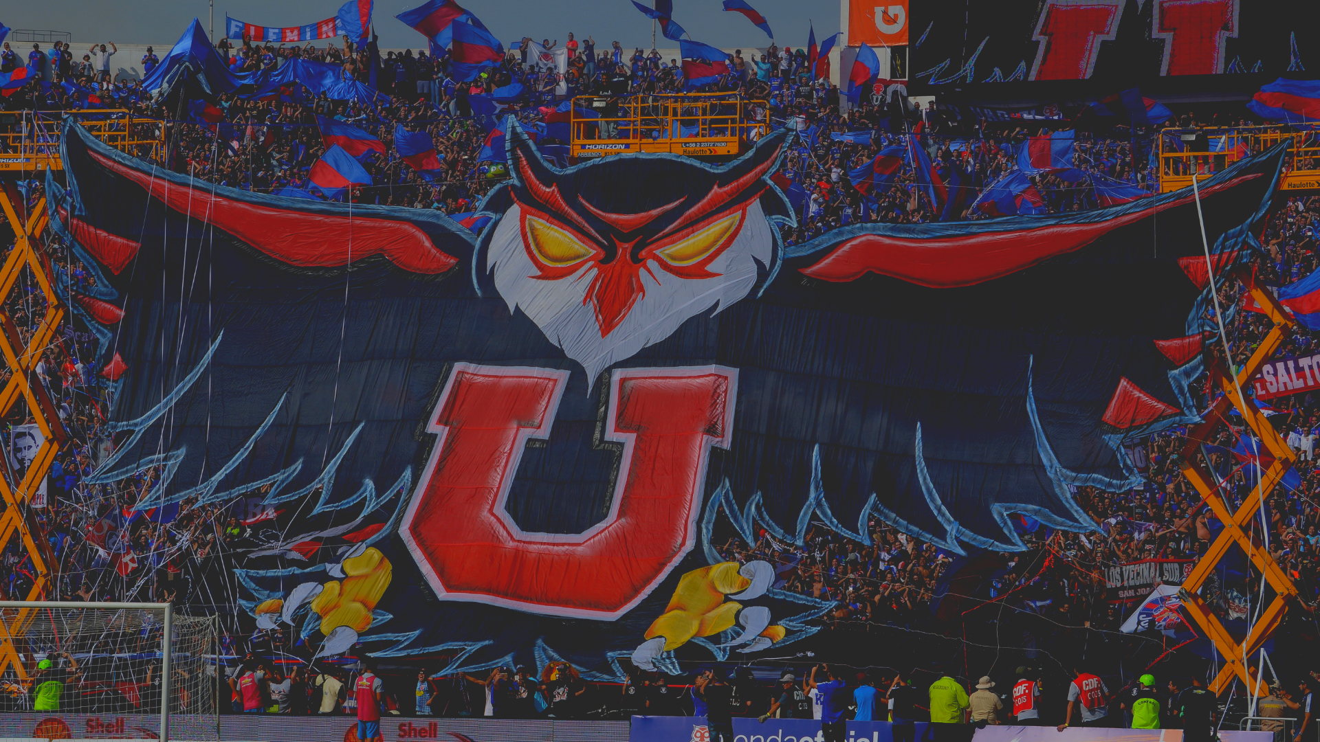 1920x1080 Universidad de Chile: hinchas exigen la salida de Azul Azul, Desktop