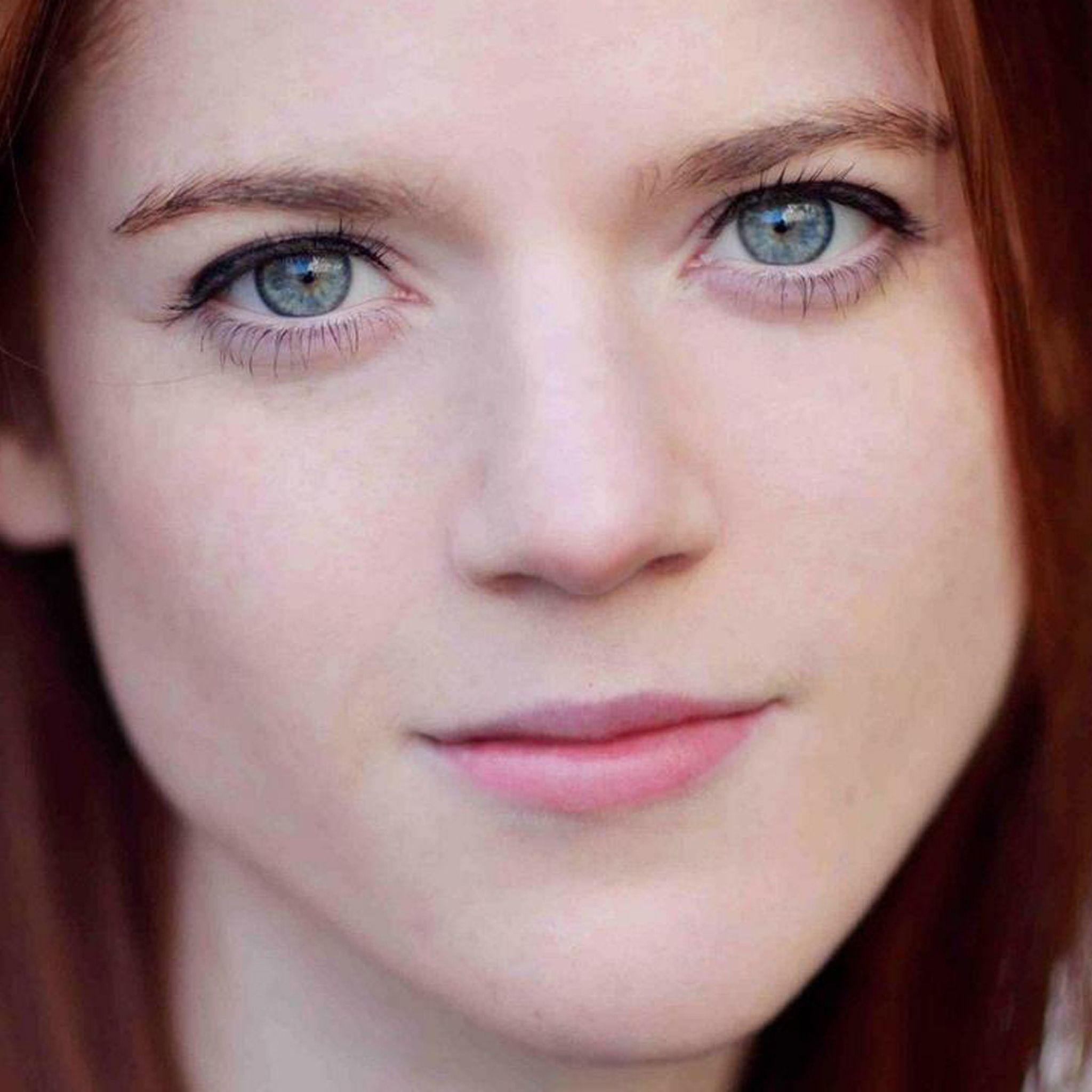 2050x2050 Download Wallpaper  Rose Leslie, Actress, Red Haired, Phone