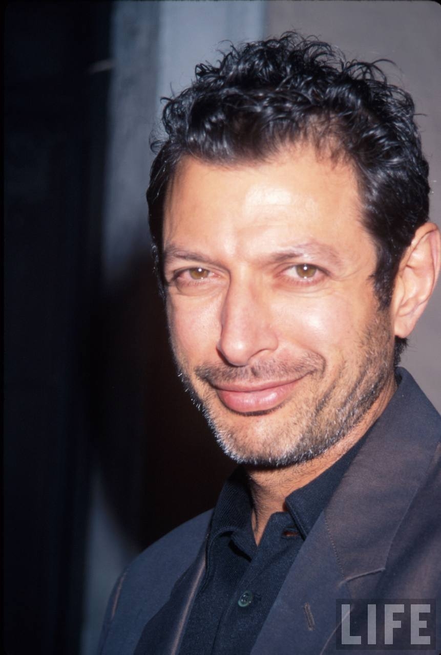 870x1280 Jeff Goldblum image Jeff Goldblum HD wallpaper and background, Phone