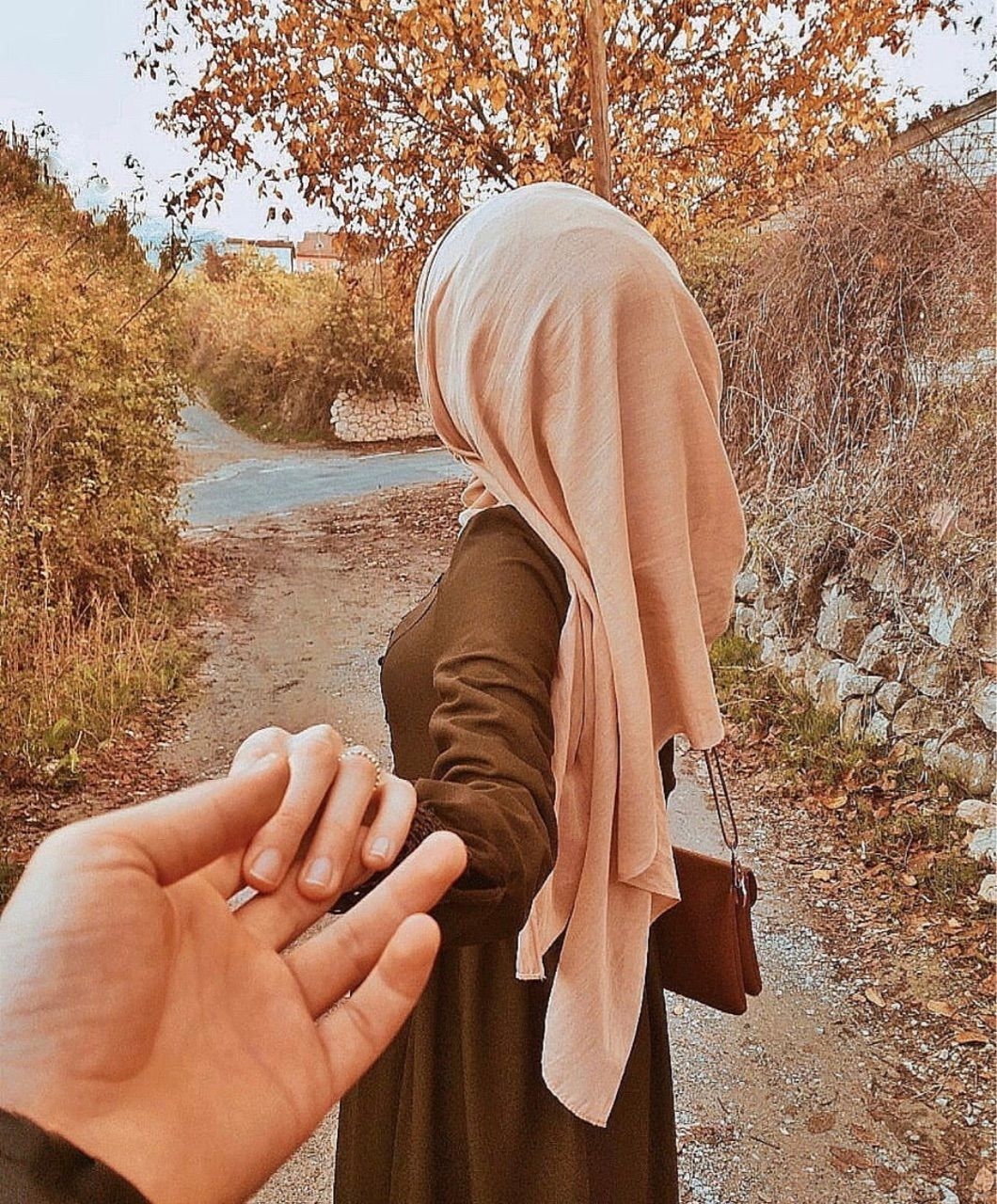 1060x1280 image about hidden face pics. See more about photography, dress and hijab, Phone