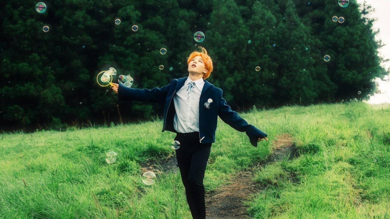 1370x770 Download  Bts, Jimin, Soap Bubbles, Field, Grass, Desktop