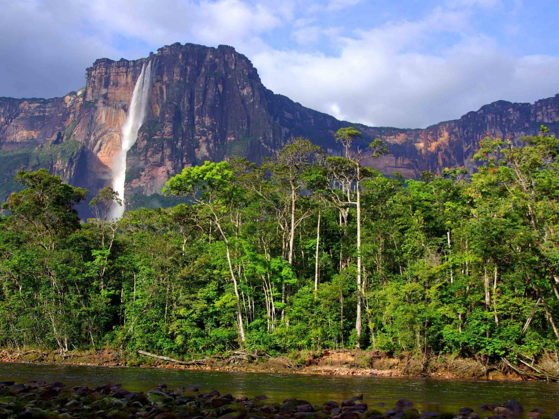 1920x1440 Angel Falls In Venezuela High Rocky Mountains, Tropical Forest With, Desktop