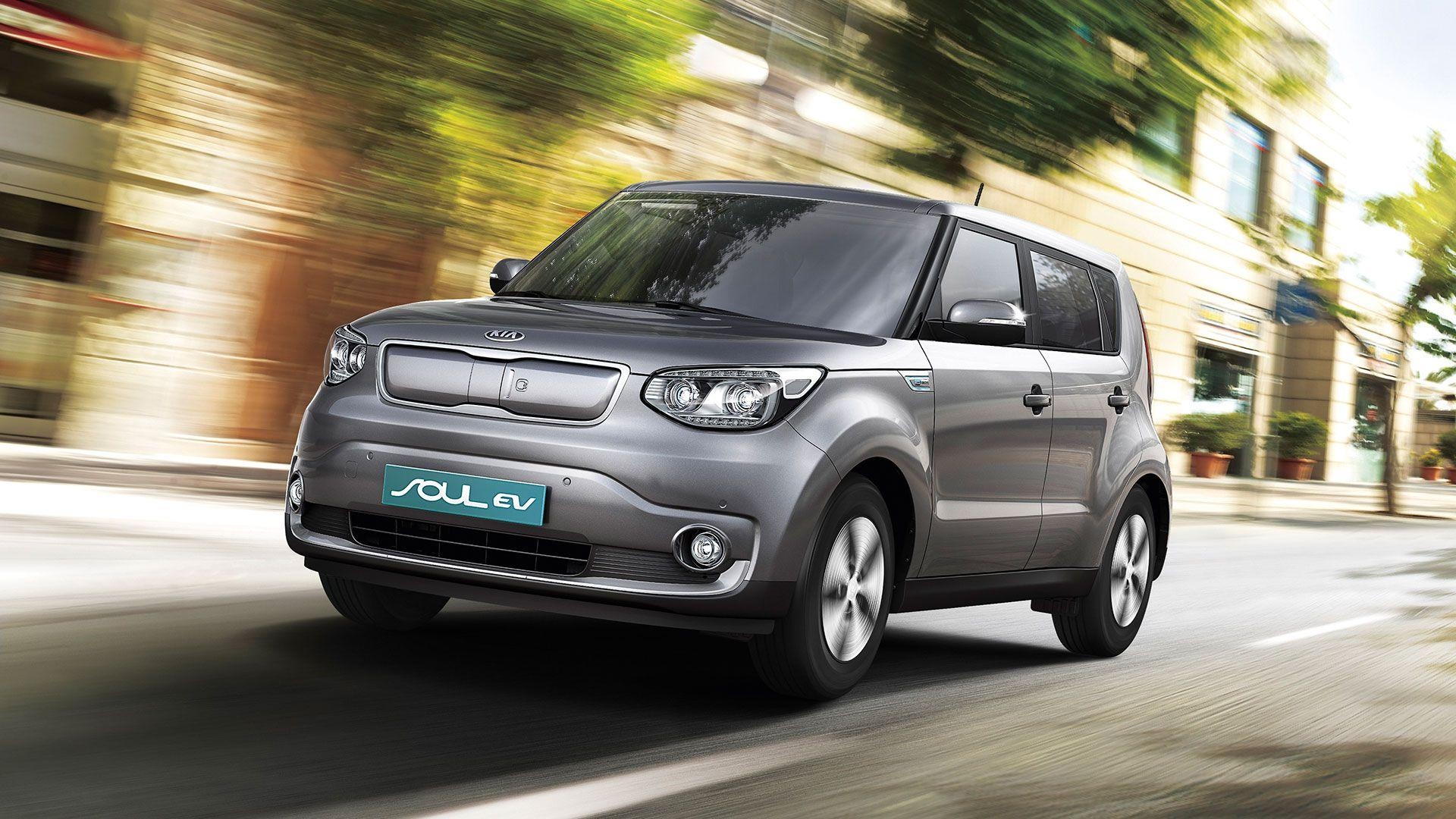 1920x1080 Silver Kia Soul EV electric vehicle in motion wallpaper and image, Desktop