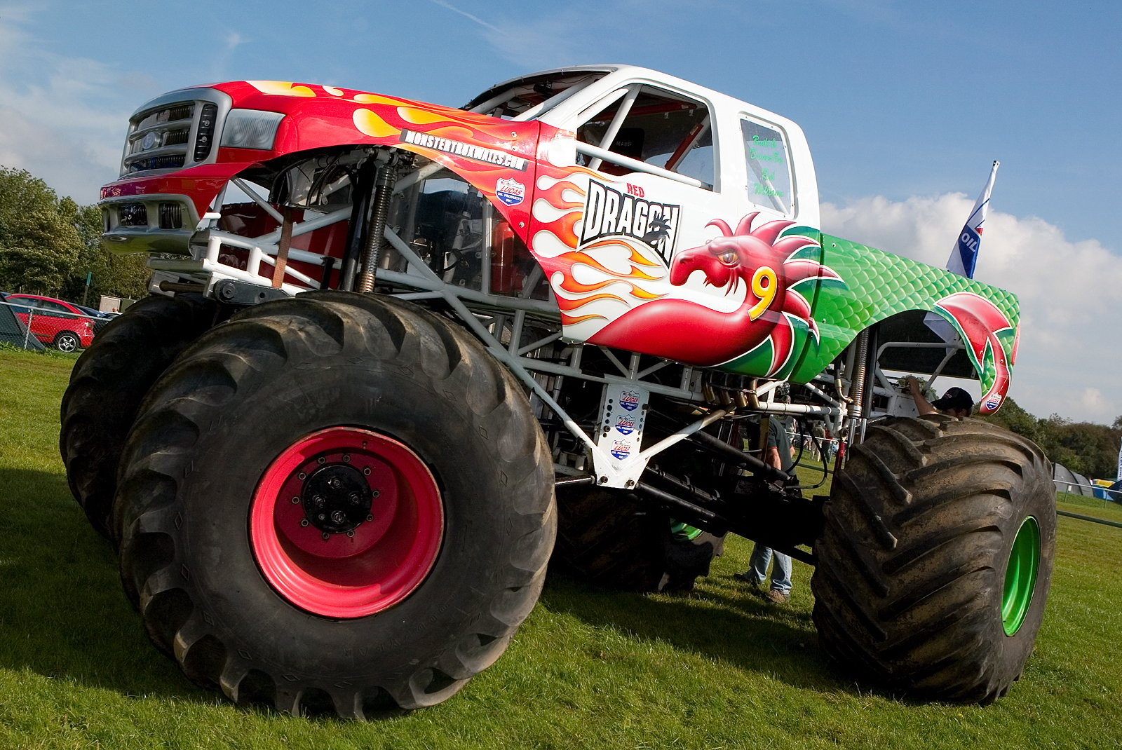 1600x1070 Free Download Awesome Picture, 27 Monster Truck Widescreen Wallpaper, Desktop