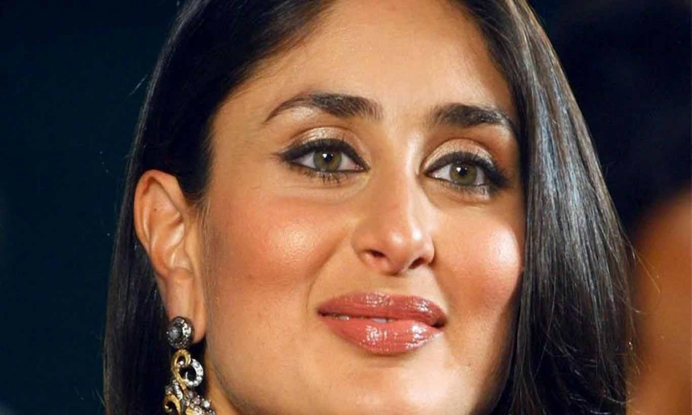 1370x820 Download Kareena Kapoor Close up HD Wallpaper Wallpaper HD FREE, Desktop