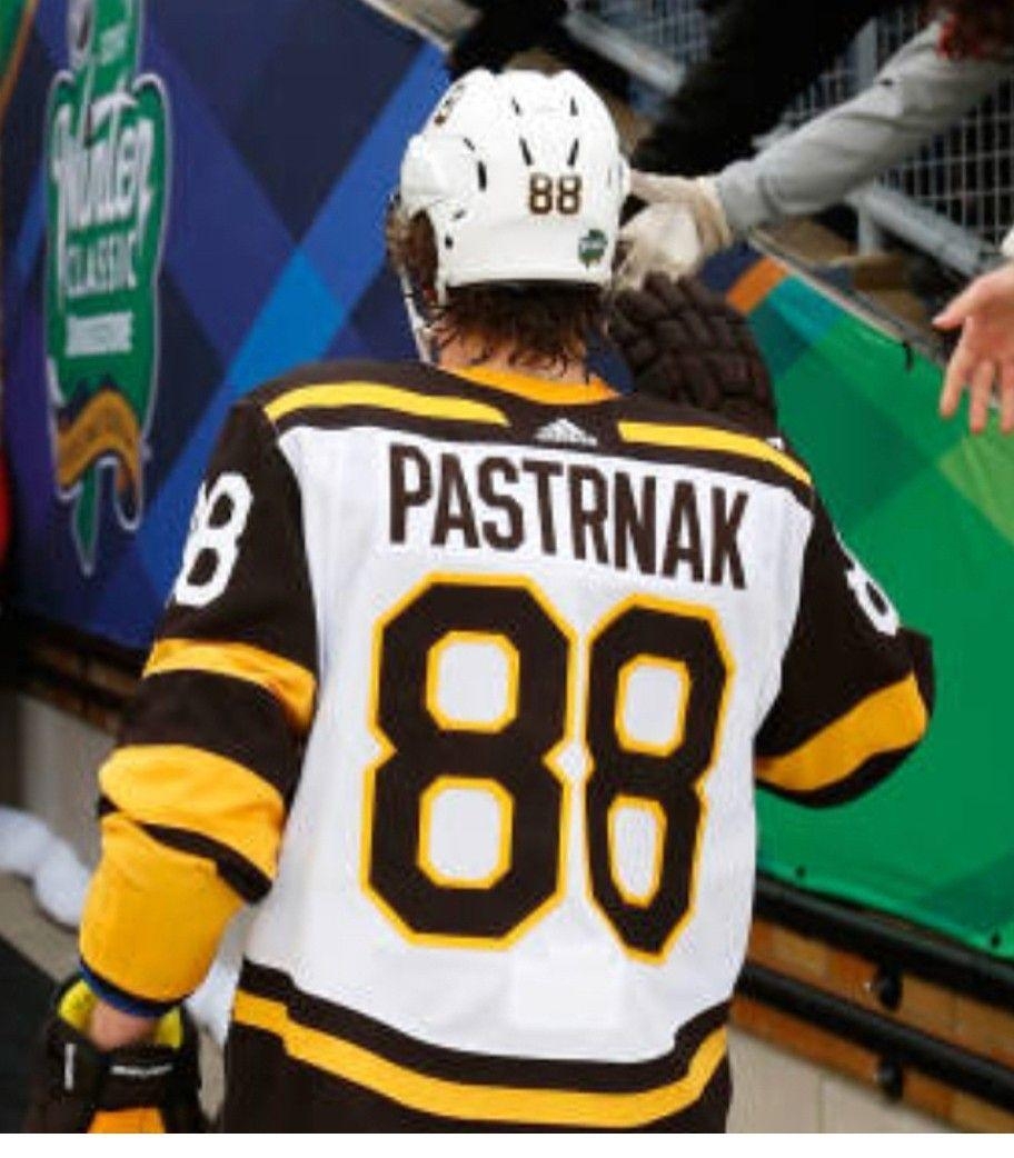 920x1050 David Pastrnak, 2019 NHL Winter Classic 1 1 2019. Nhl Winter Classic, Boston Bruins Hockey, Boston Bruins, Phone