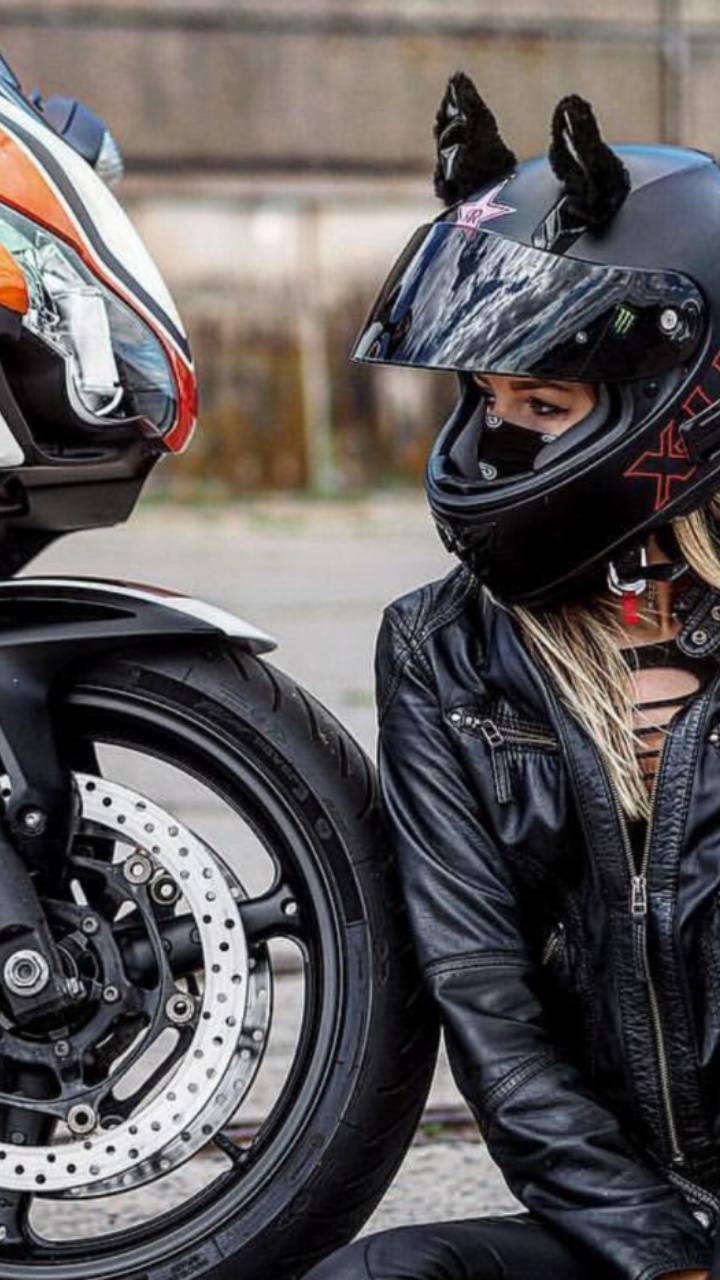 720x1280 helmet: Biker Girl With Helmet Wallpaper, Phone