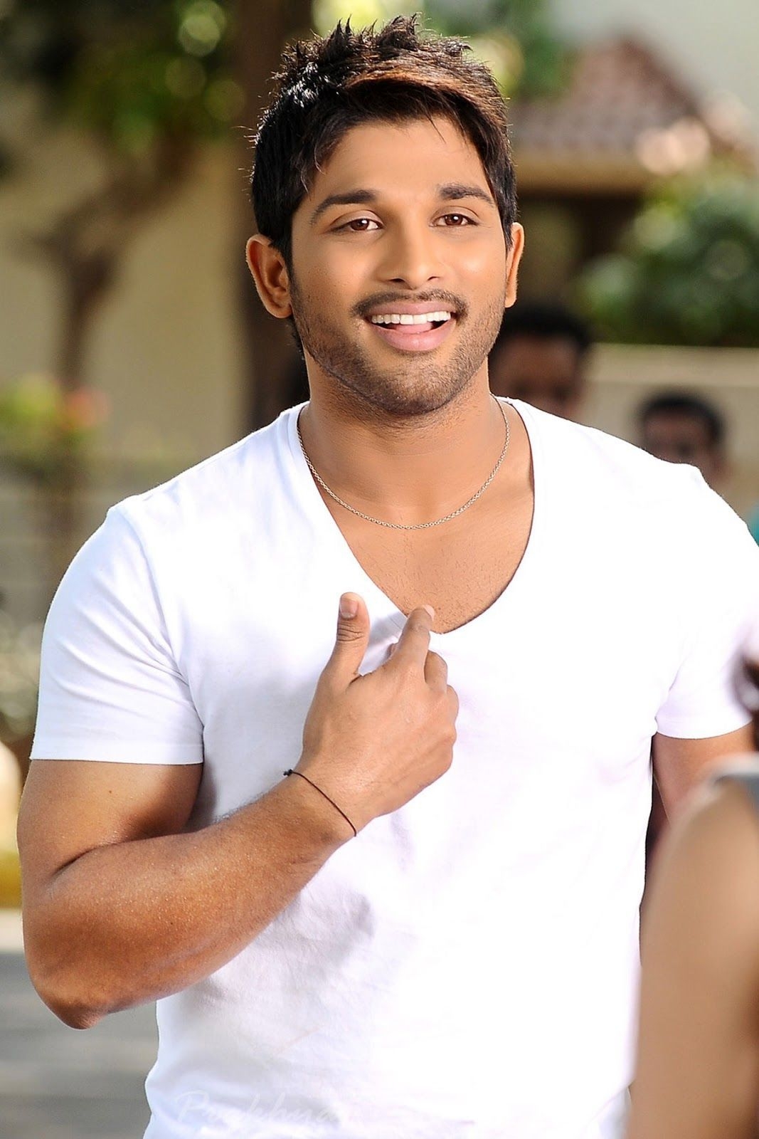 1070x1600 Allu Arjun Latest HD Wallpaper. Allu arjun image, Allu arjun, Phone