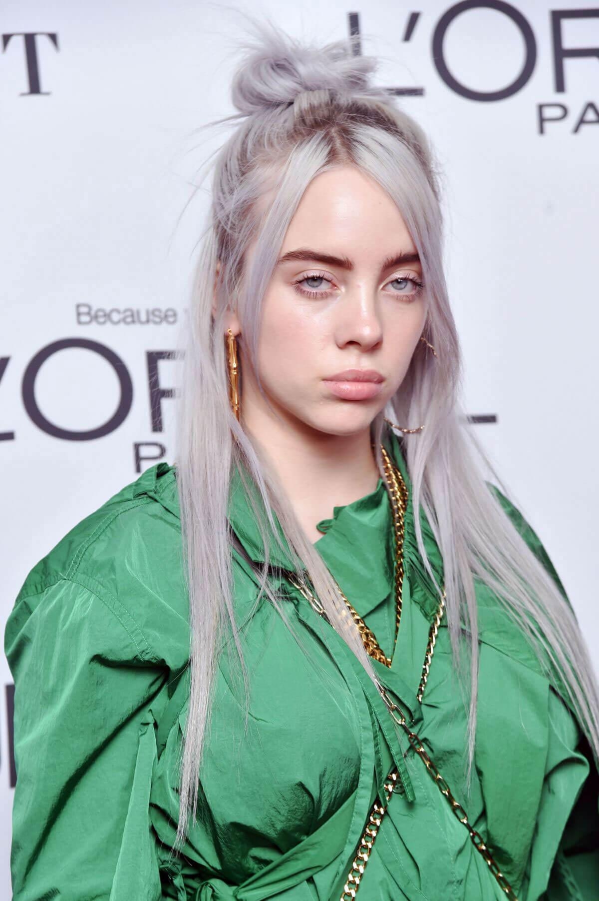 1200x1810 Billie Eilish Stills at Glamour Women of the Year Summit in New, Phone